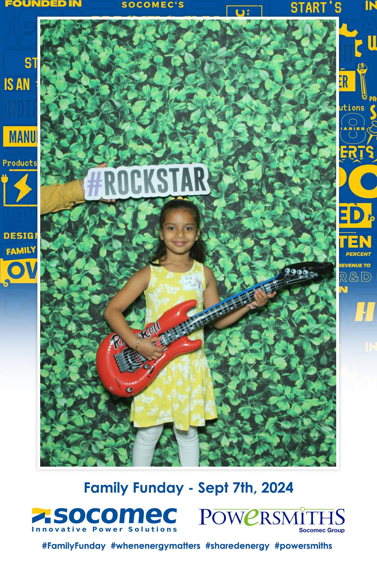 Socomec Family Fun Day  | View more photos from the event at gallery.myselfiemirror.ca/u/romanmyselfiemirrorca/Socomec-Family-Fun-Day