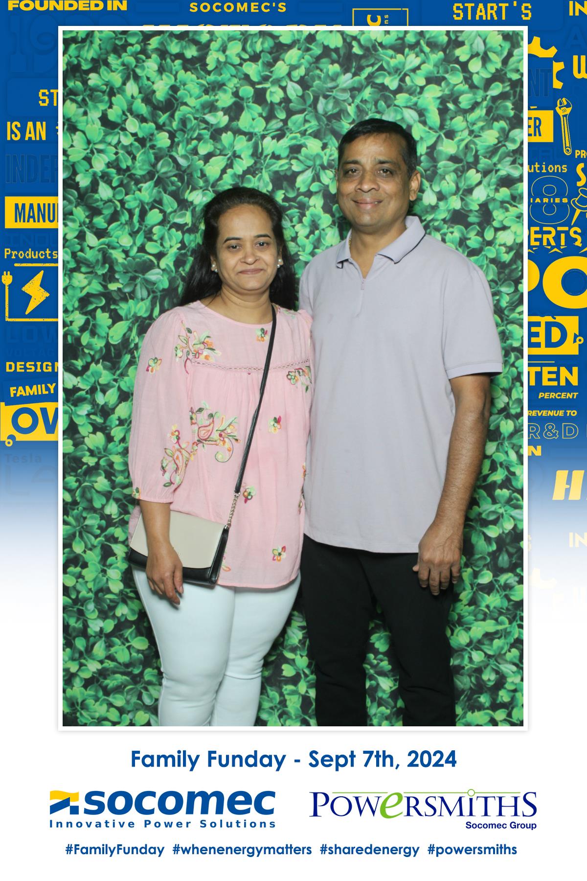 Socomec Family Fun Day  | View more photos from the event at gallery.myselfiemirror.ca/u/romanmyselfiemirrorca/Socomec-Family-Fun-Day