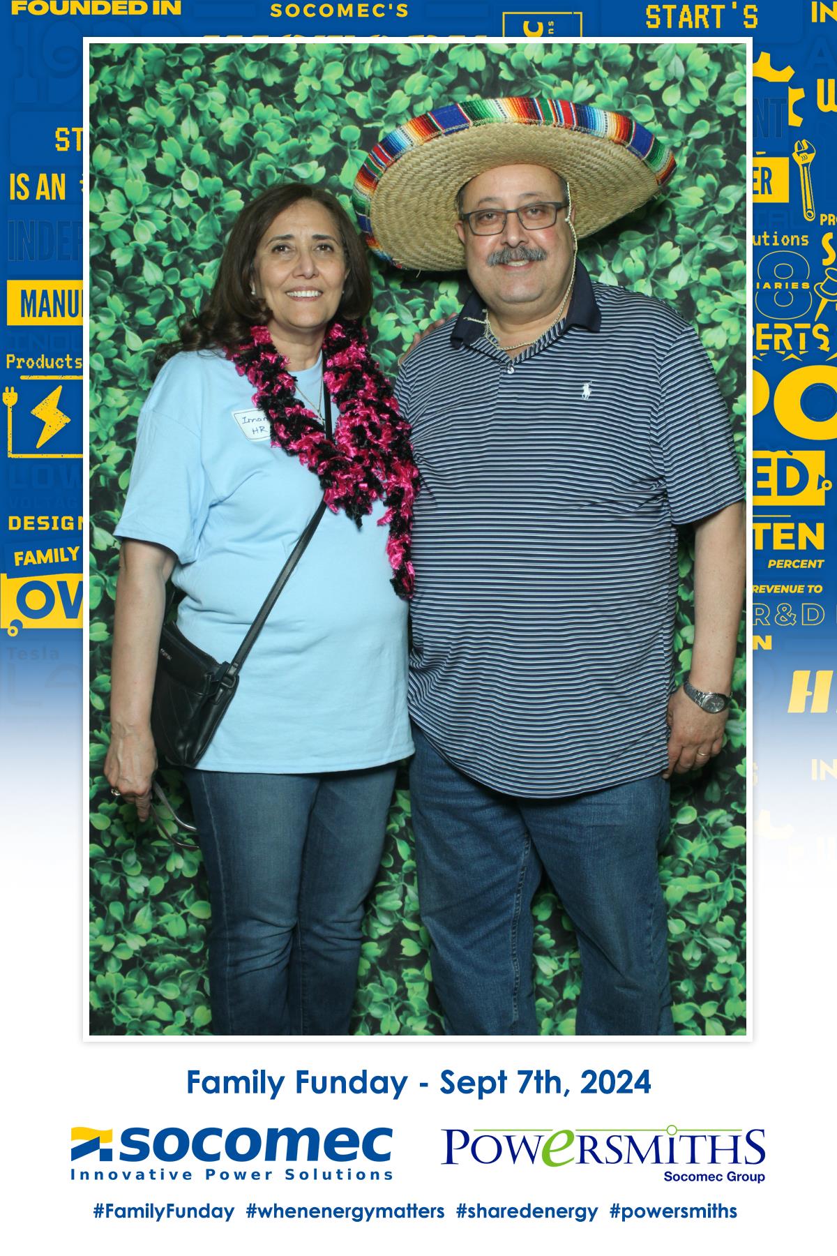 Socomec Family Fun Day  | View more photos from the event at gallery.myselfiemirror.ca/u/romanmyselfiemirrorca/Socomec-Family-Fun-Day