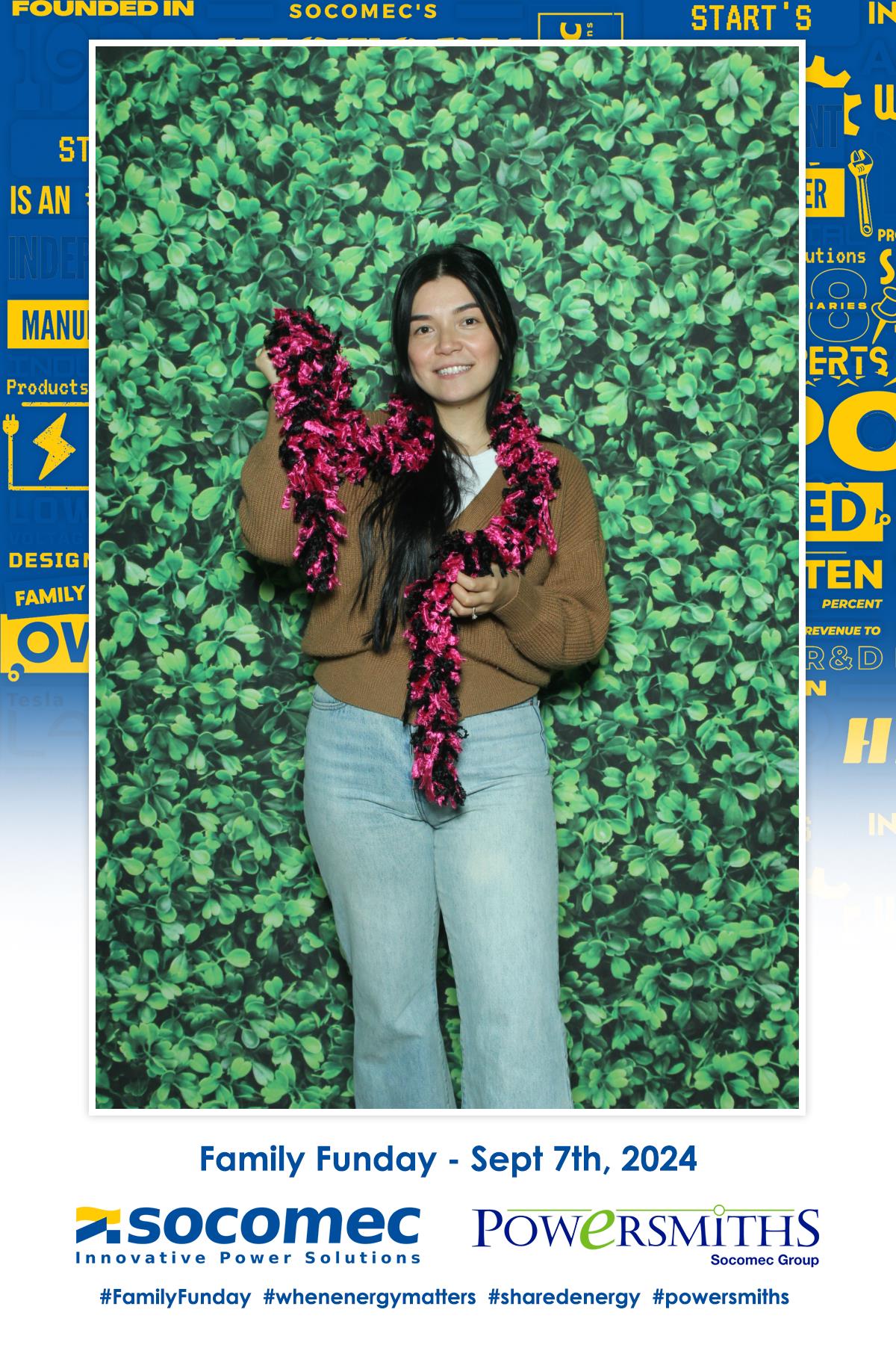 Socomec Family Fun Day  | View more photos from the event at gallery.myselfiemirror.ca/u/romanmyselfiemirrorca/Socomec-Family-Fun-Day