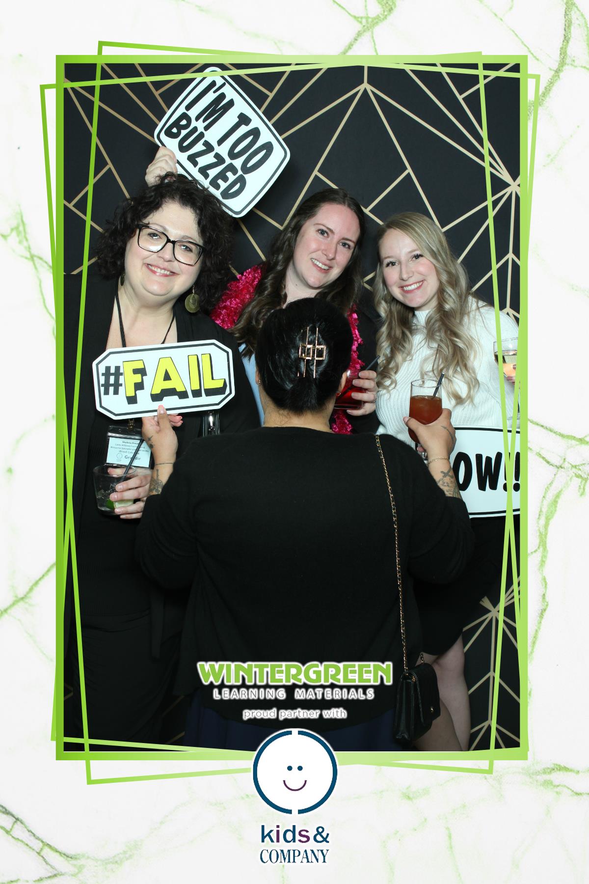 Wintergreen Cocktail Hour | View more photos from the event at gallery.myselfiemirror.ca/u/romanmyselfiemirrorca/Wintergreen-Cocktail-Hour