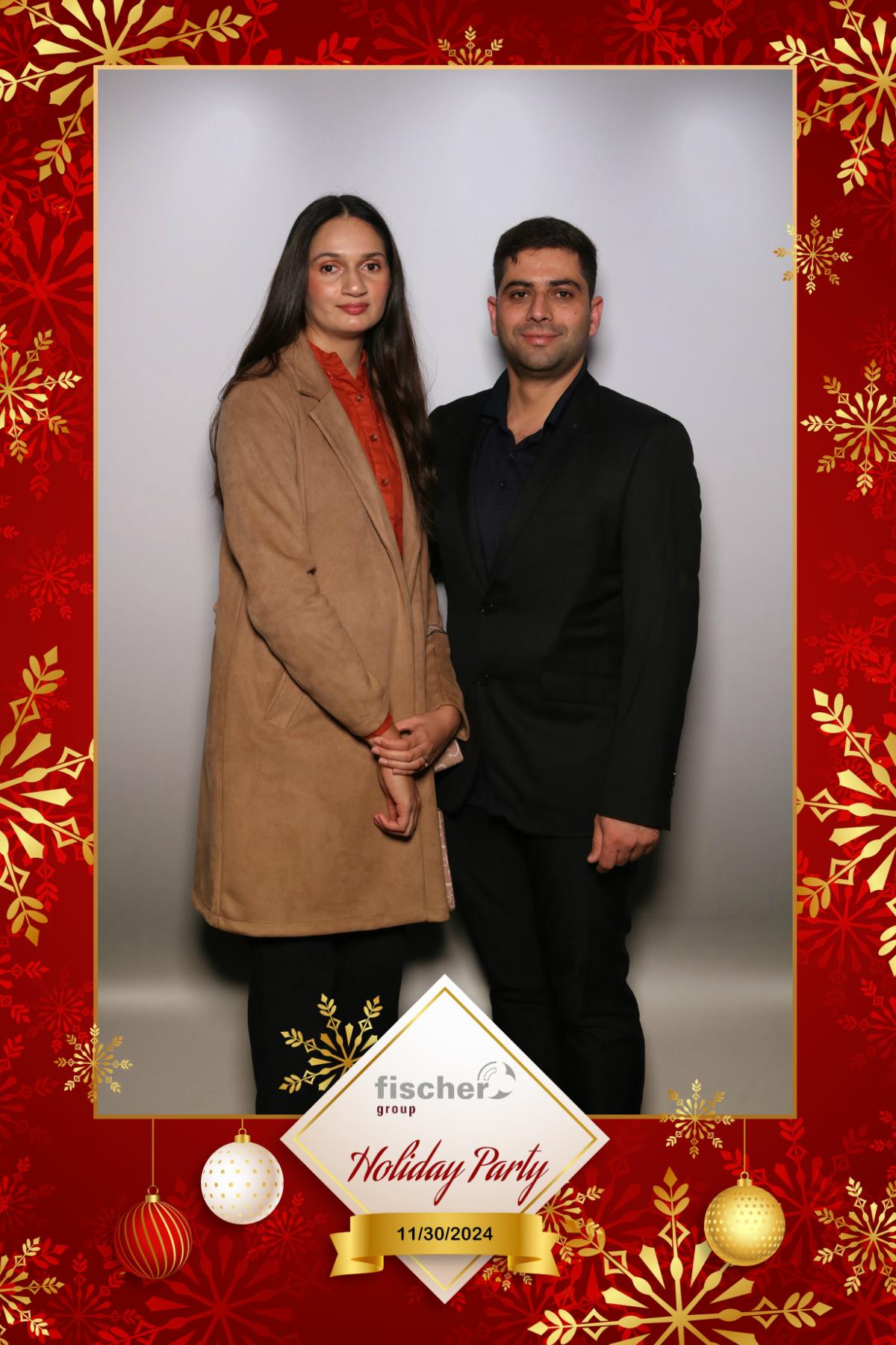 fischer Canada Holiday Party  | View more photos from the event at gallery.myselfiemirror.ca/u/romanmyselfiemirrorca/fischer-Canada-Holiday-Party
