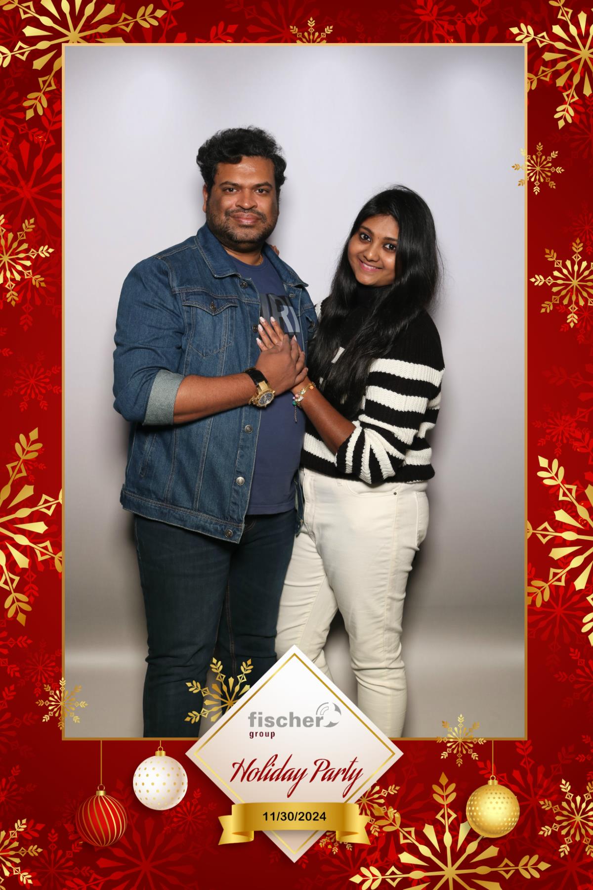 fischer Canada Holiday Party  | View more photos from the event at gallery.myselfiemirror.ca/u/romanmyselfiemirrorca/fischer-Canada-Holiday-Party