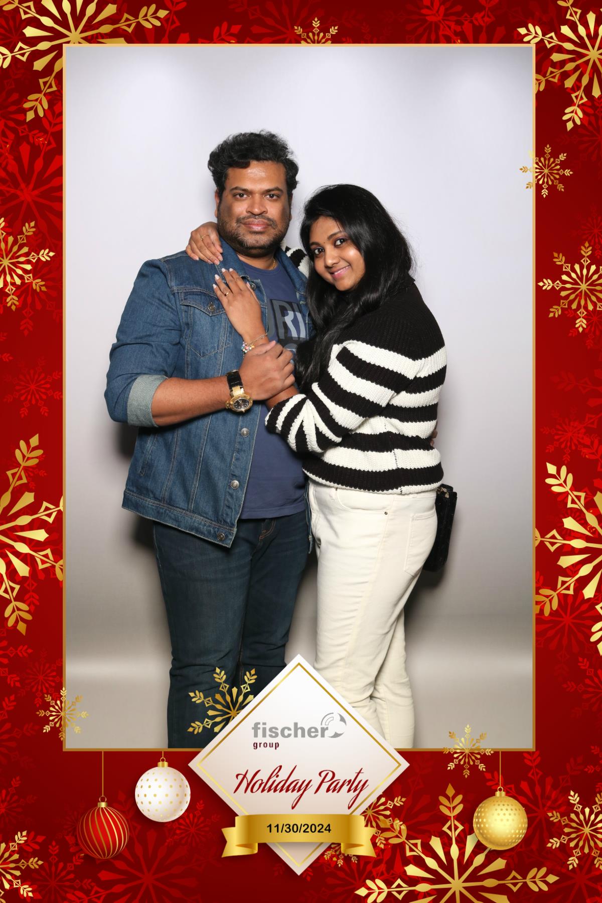 fischer Canada Holiday Party  | View more photos from the event at gallery.myselfiemirror.ca/u/romanmyselfiemirrorca/fischer-Canada-Holiday-Party