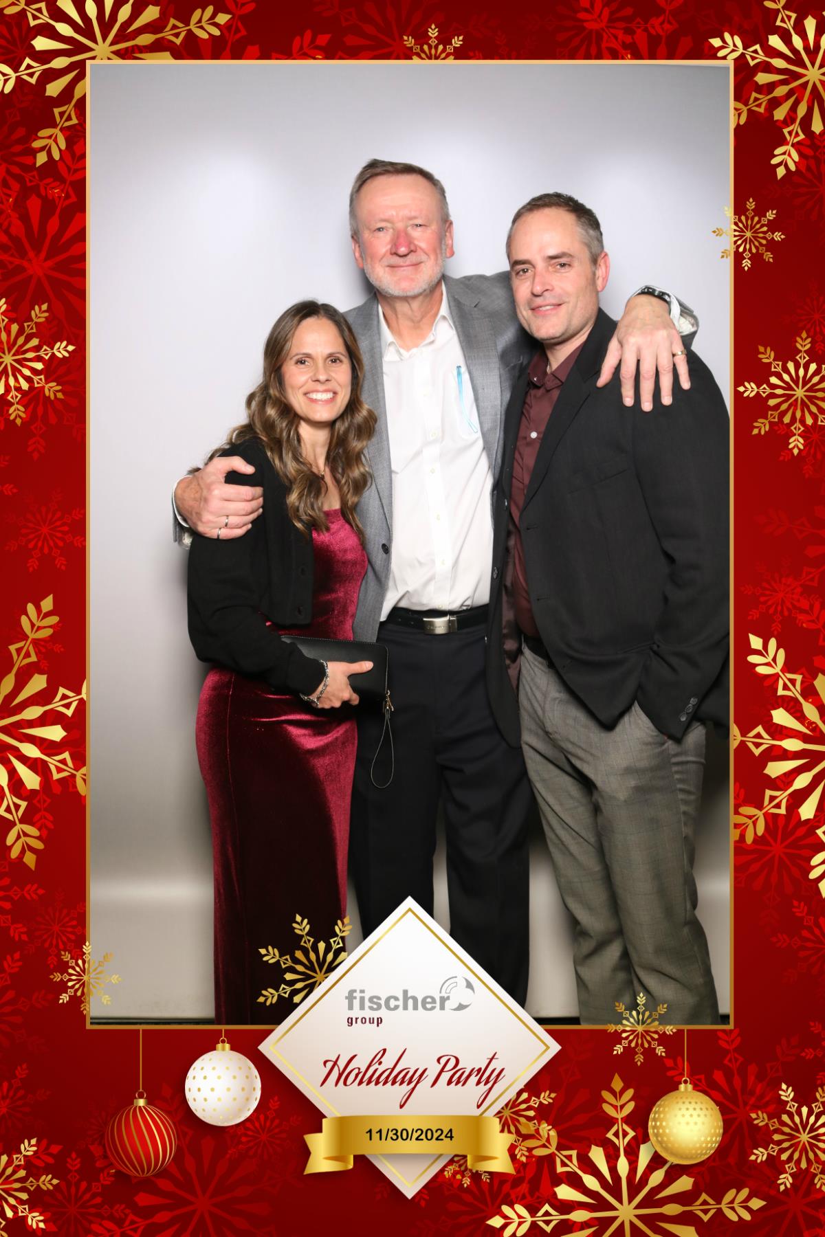 fischer Canada Holiday Party  | View more photos from the event at gallery.myselfiemirror.ca/u/romanmyselfiemirrorca/fischer-Canada-Holiday-Party