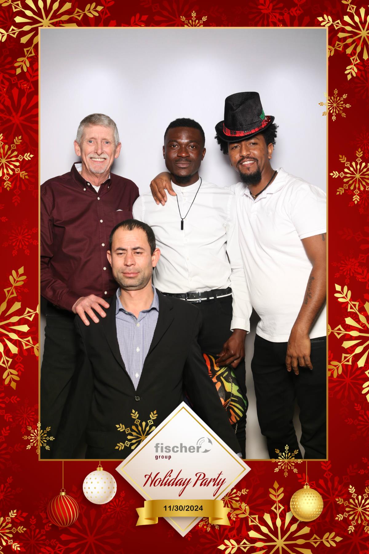 fischer Canada Holiday Party  | View more photos from the event at gallery.myselfiemirror.ca/u/romanmyselfiemirrorca/fischer-Canada-Holiday-Party