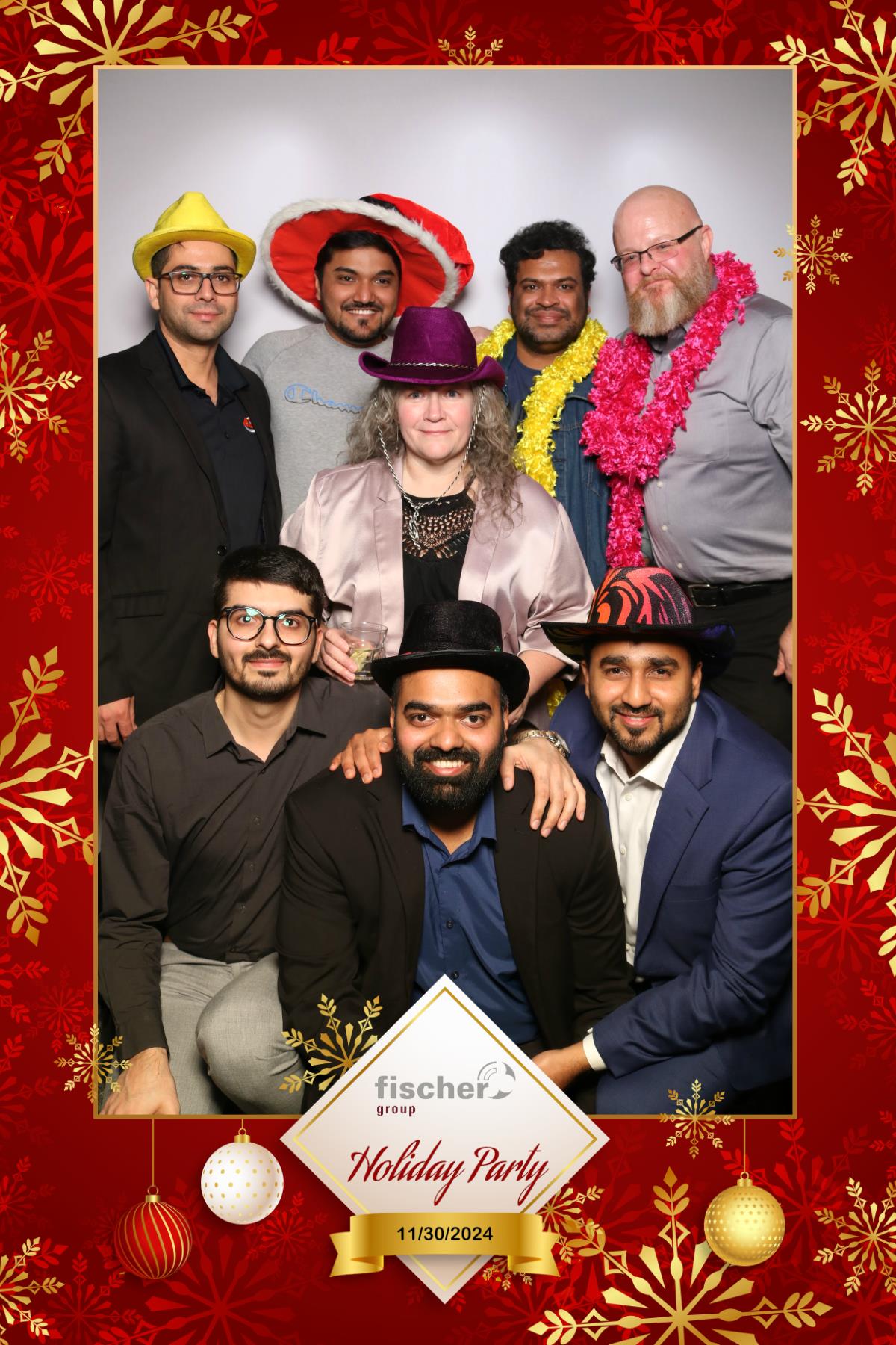 fischer Canada Holiday Party  | View more photos from the event at gallery.myselfiemirror.ca/u/romanmyselfiemirrorca/fischer-Canada-Holiday-Party