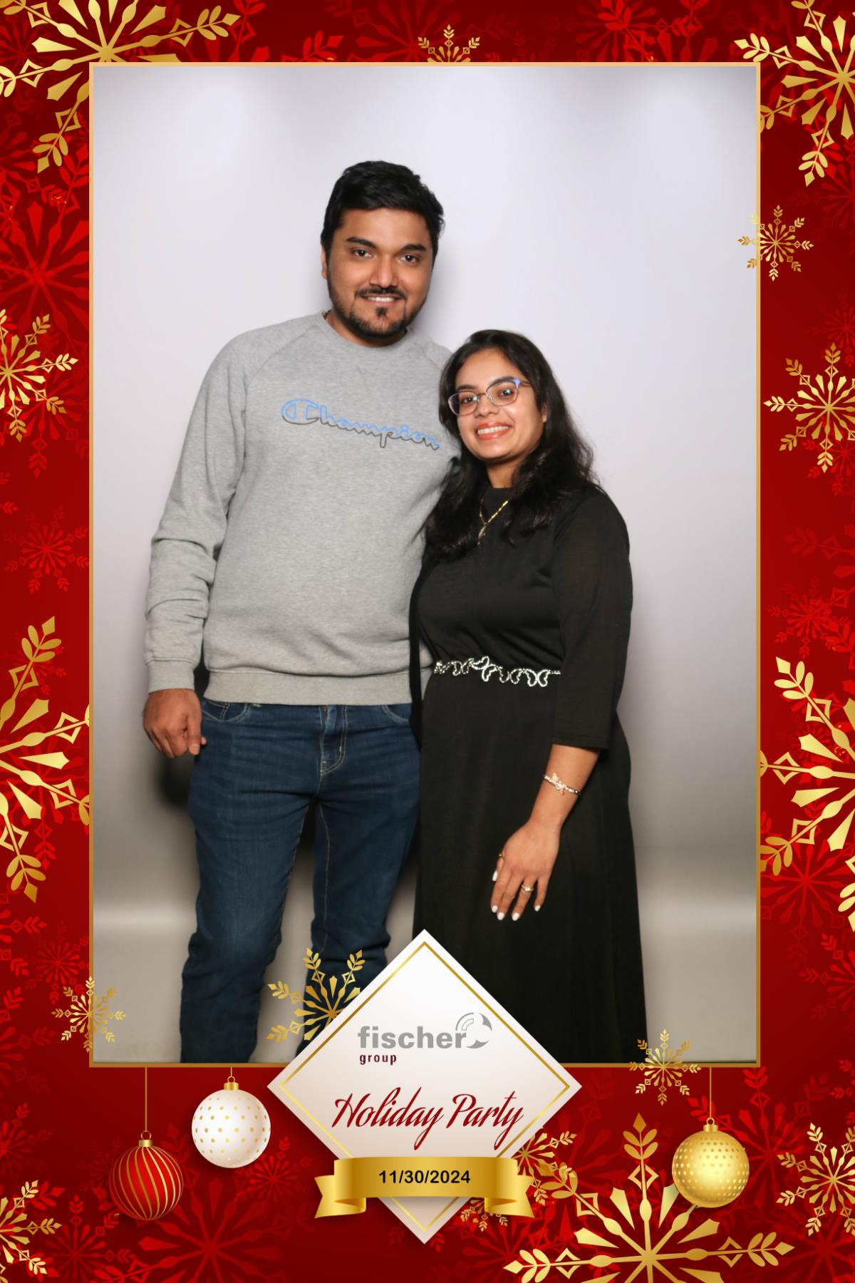 fischer Canada Holiday Party  | View more photos from the event at gallery.myselfiemirror.ca/u/romanmyselfiemirrorca/fischer-Canada-Holiday-Party