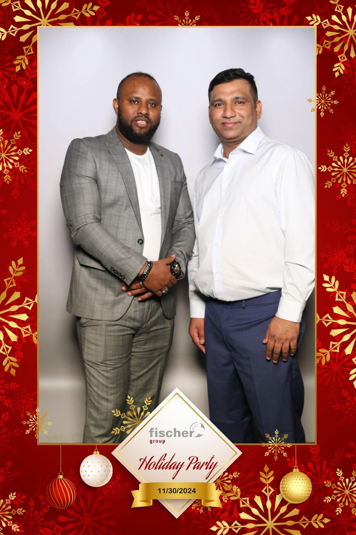 fischer Canada Holiday Party  | View more photos from the event at gallery.myselfiemirror.ca/u/romanmyselfiemirrorca/fischer-Canada-Holiday-Party