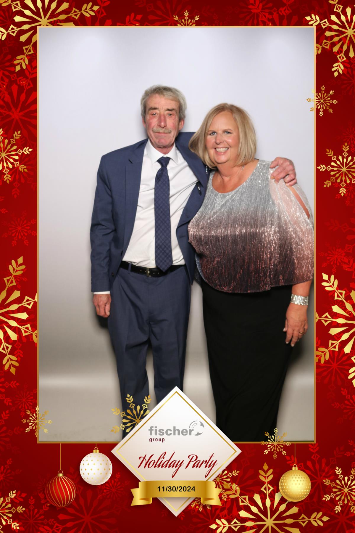 fischer Canada Holiday Party  | View more photos from the event at gallery.myselfiemirror.ca/u/romanmyselfiemirrorca/fischer-Canada-Holiday-Party