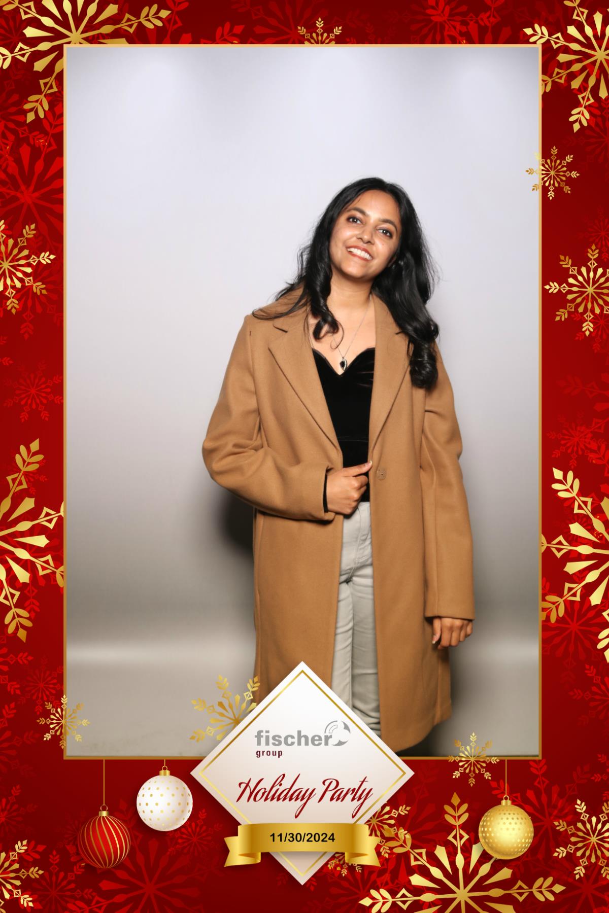 fischer Canada Holiday Party  | View more photos from the event at gallery.myselfiemirror.ca/u/romanmyselfiemirrorca/fischer-Canada-Holiday-Party