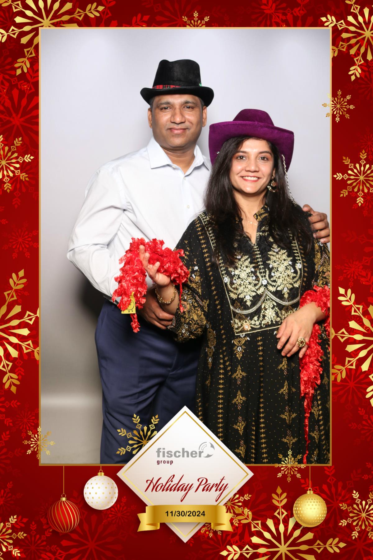 fischer Canada Holiday Party  | View more photos from the event at gallery.myselfiemirror.ca/u/romanmyselfiemirrorca/fischer-Canada-Holiday-Party