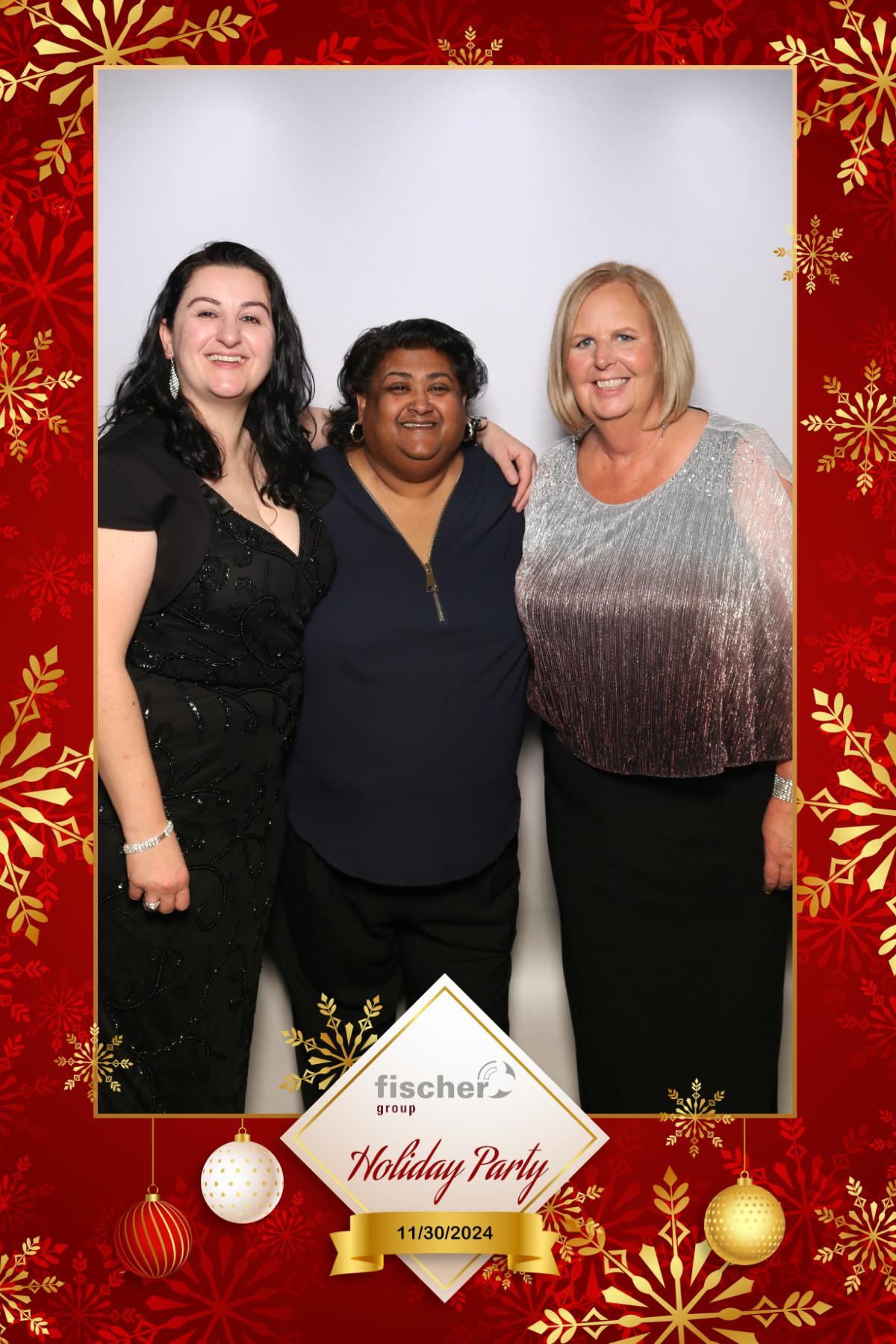 fischer Canada Holiday Party  | View more photos from the event at gallery.myselfiemirror.ca/u/romanmyselfiemirrorca/fischer-Canada-Holiday-Party