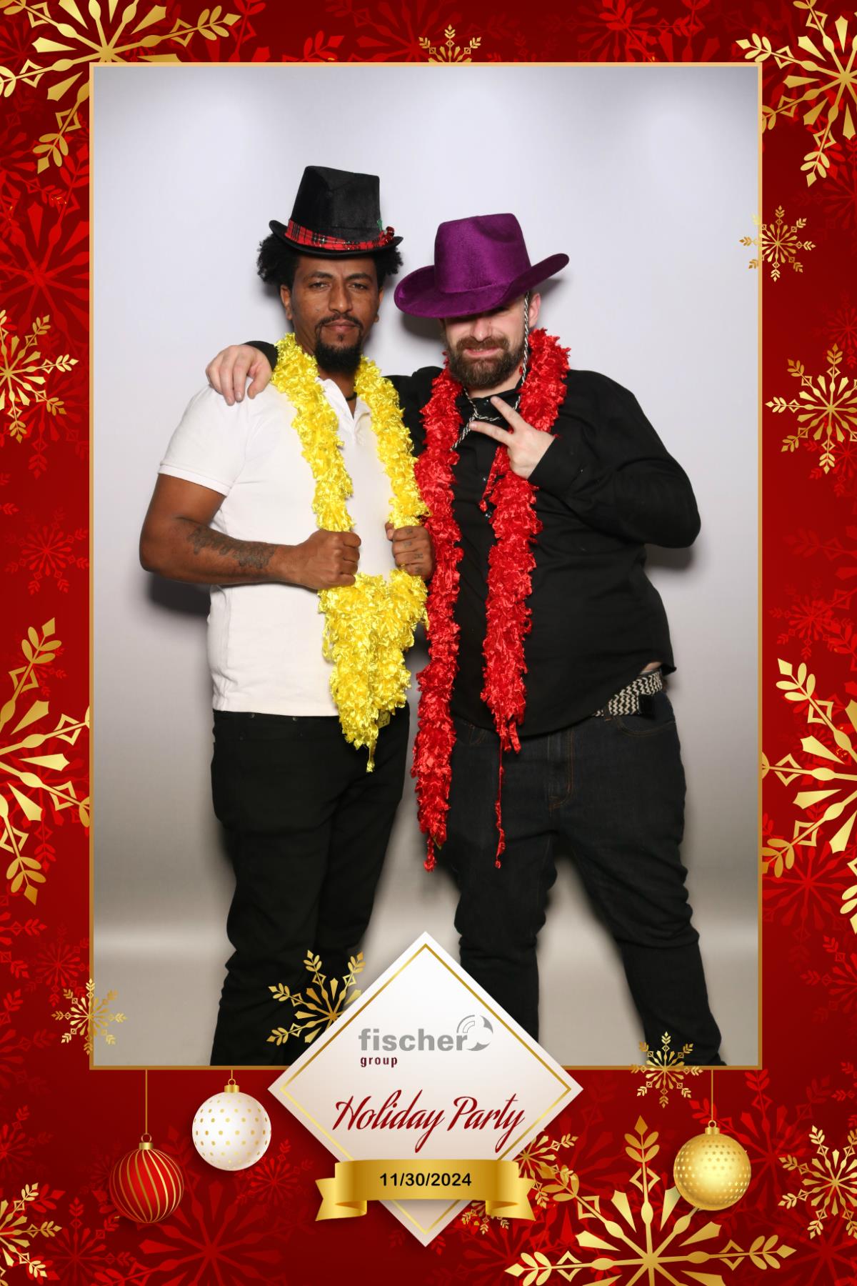 fischer Canada Holiday Party  | View more photos from the event at gallery.myselfiemirror.ca/u/romanmyselfiemirrorca/fischer-Canada-Holiday-Party
