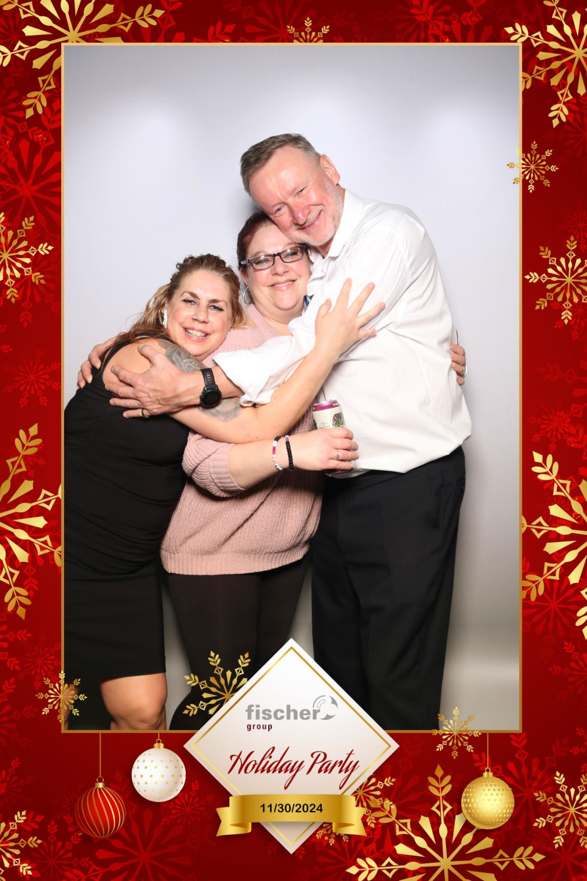 fischer Canada Holiday Party  | View more photos from the event at gallery.myselfiemirror.ca/u/romanmyselfiemirrorca/fischer-Canada-Holiday-Party