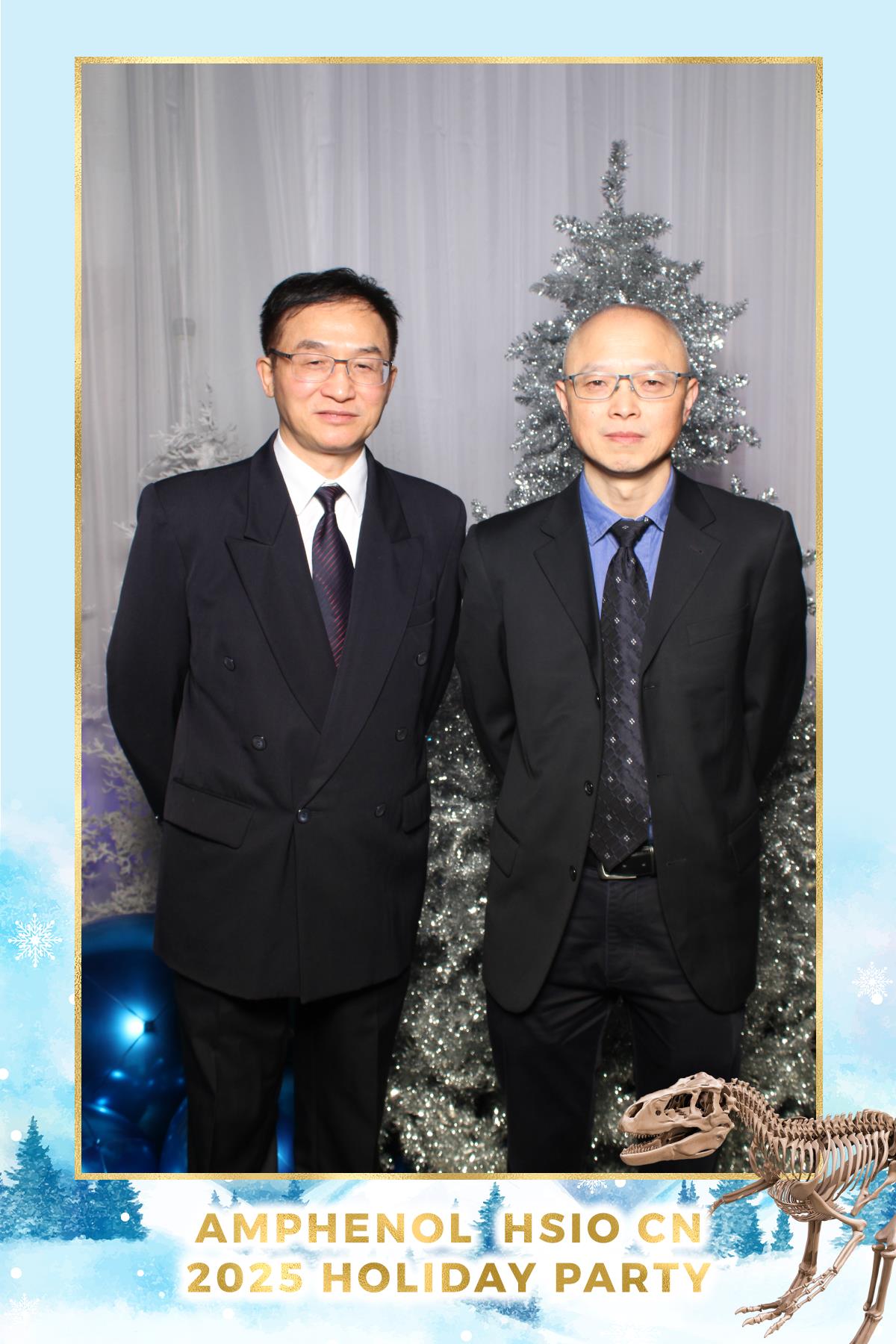 Amphenol-HSIO Holiday Party | View more photos from the event at gallery.myselfiemirror.ca/u/romanmyselfiemirrorca/Amphenol-HSIO-Holiday-Party