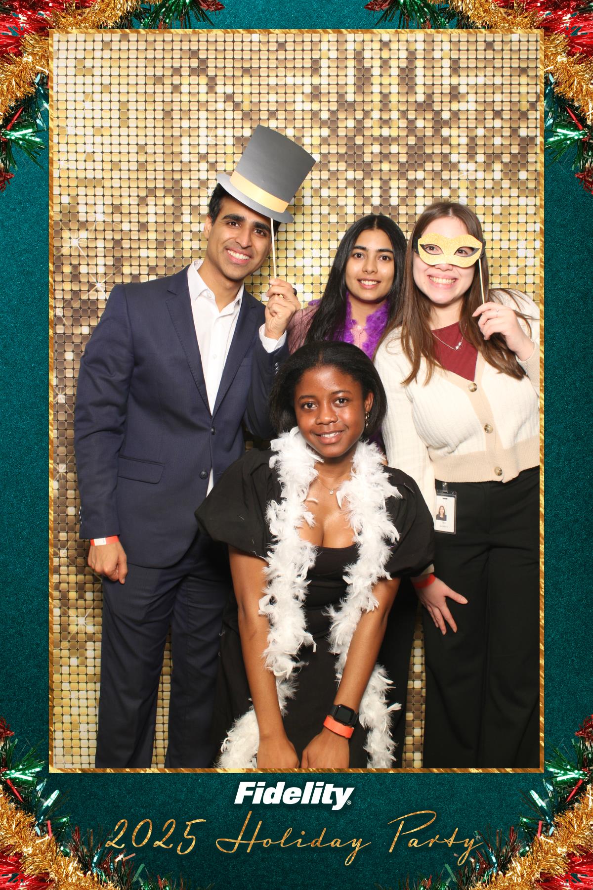 Fidelity Canada Holiday Party | View more photos from the event at gallery.myselfiemirror.ca/u/romanmyselfiemirrorca/Fidelity-Canada-Holiday-Party