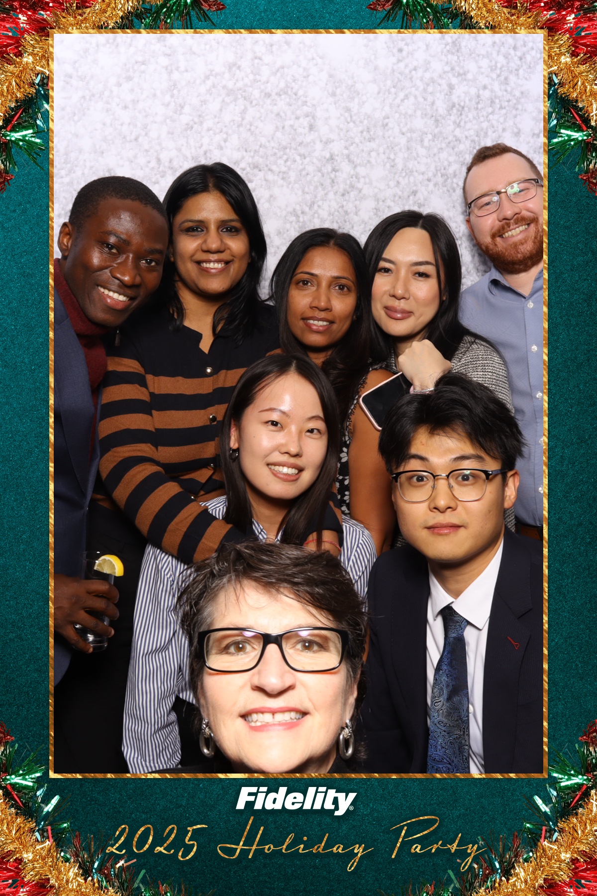 Fidelity Canada Holiday Party | View more photos from the event at gallery.myselfiemirror.ca/u/romanmyselfiemirrorca/Fidelity-Canada-Holiday-Party