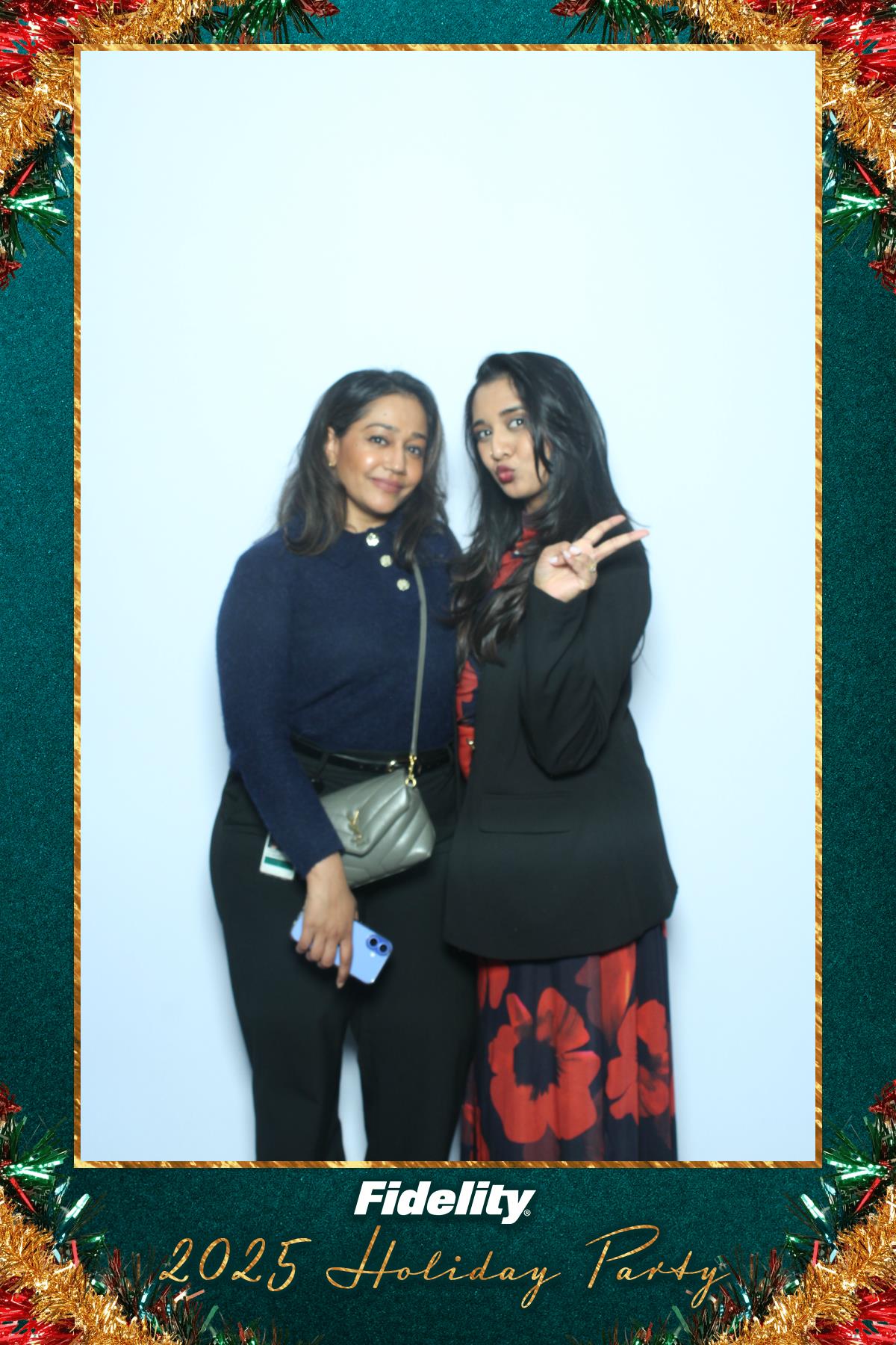 Fidelity Canada Holiday Party | View more photos from the event at gallery.myselfiemirror.ca/u/romanmyselfiemirrorca/Fidelity-Canada-Holiday-Party