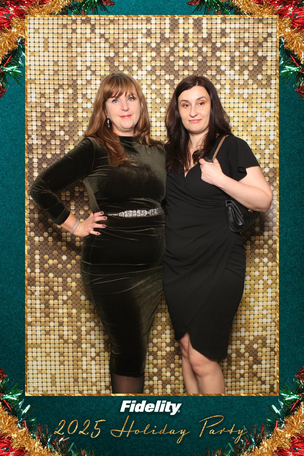 Fidelity Canada Holiday Party | View more photos from the event at gallery.myselfiemirror.ca/u/romanmyselfiemirrorca/Fidelity-Canada-Holiday-Party
