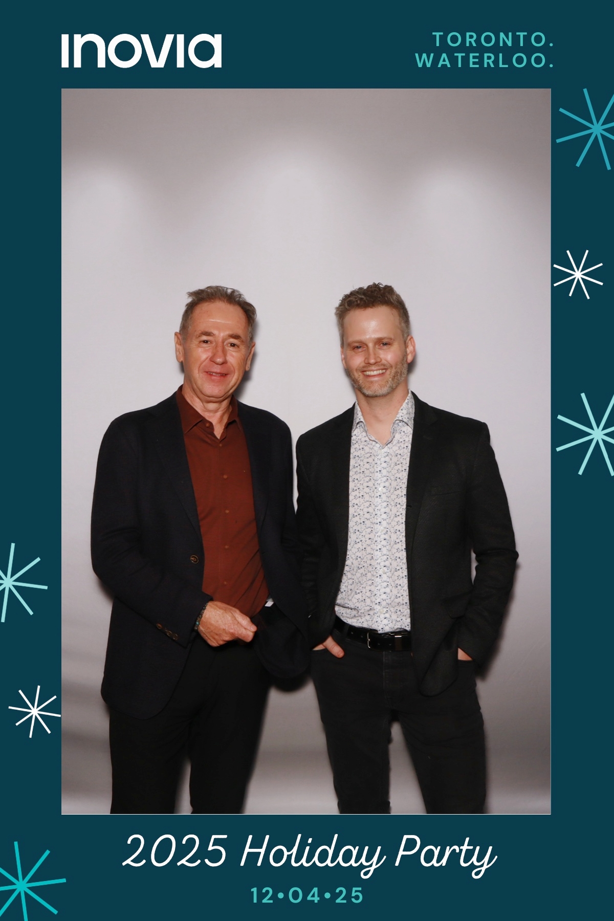 Inovia Holiday Party | View more photos from the event at gallery.myselfiemirror.ca/u/romanmyselfiemirrorca/Inovia-Holiday-Party