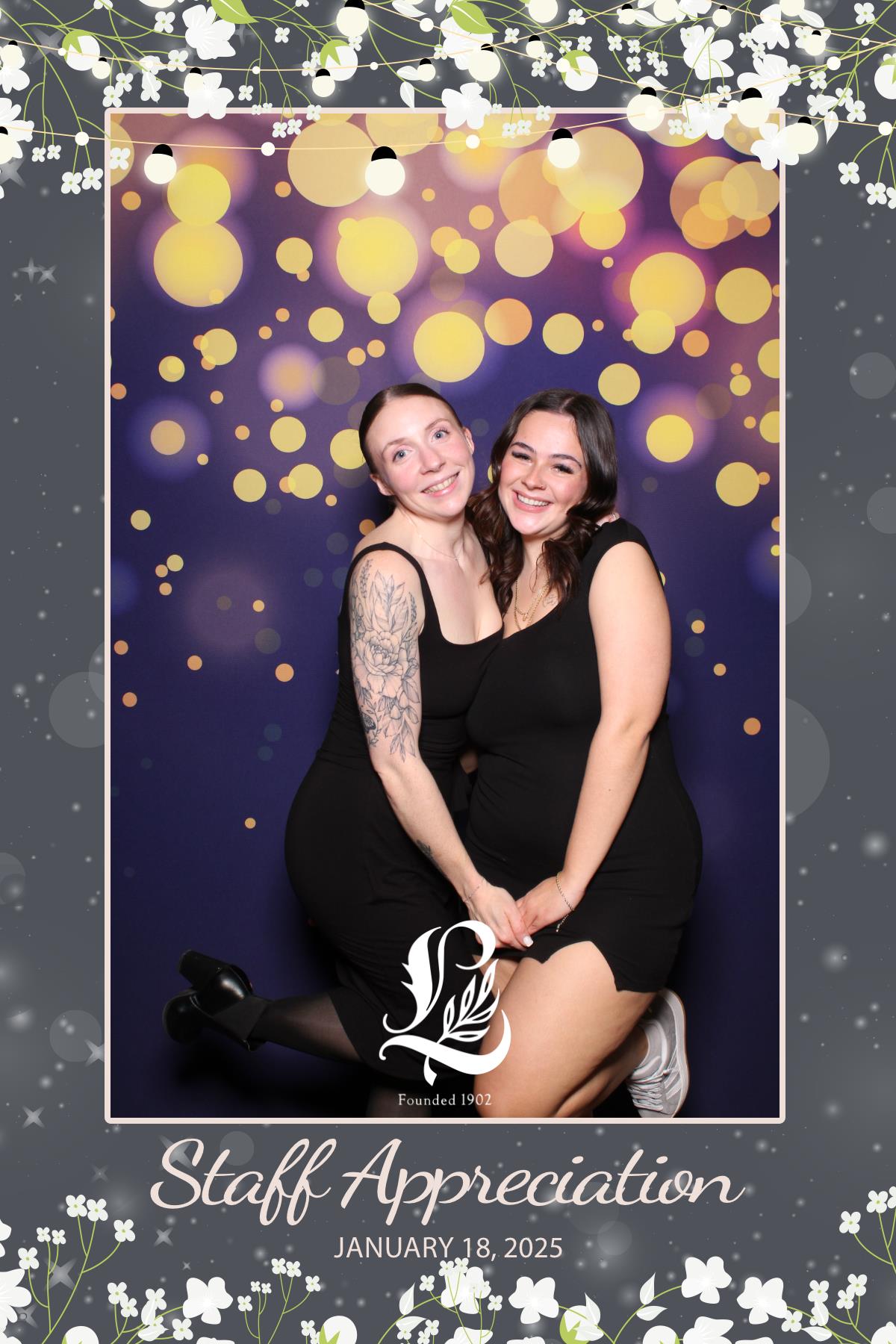Lambton's Holiday Staff Party | View more photos from the event at gallery.myselfiemirror.ca/u/romanmyselfiemirrorca/Lambtons-Holiday-Staff-Party