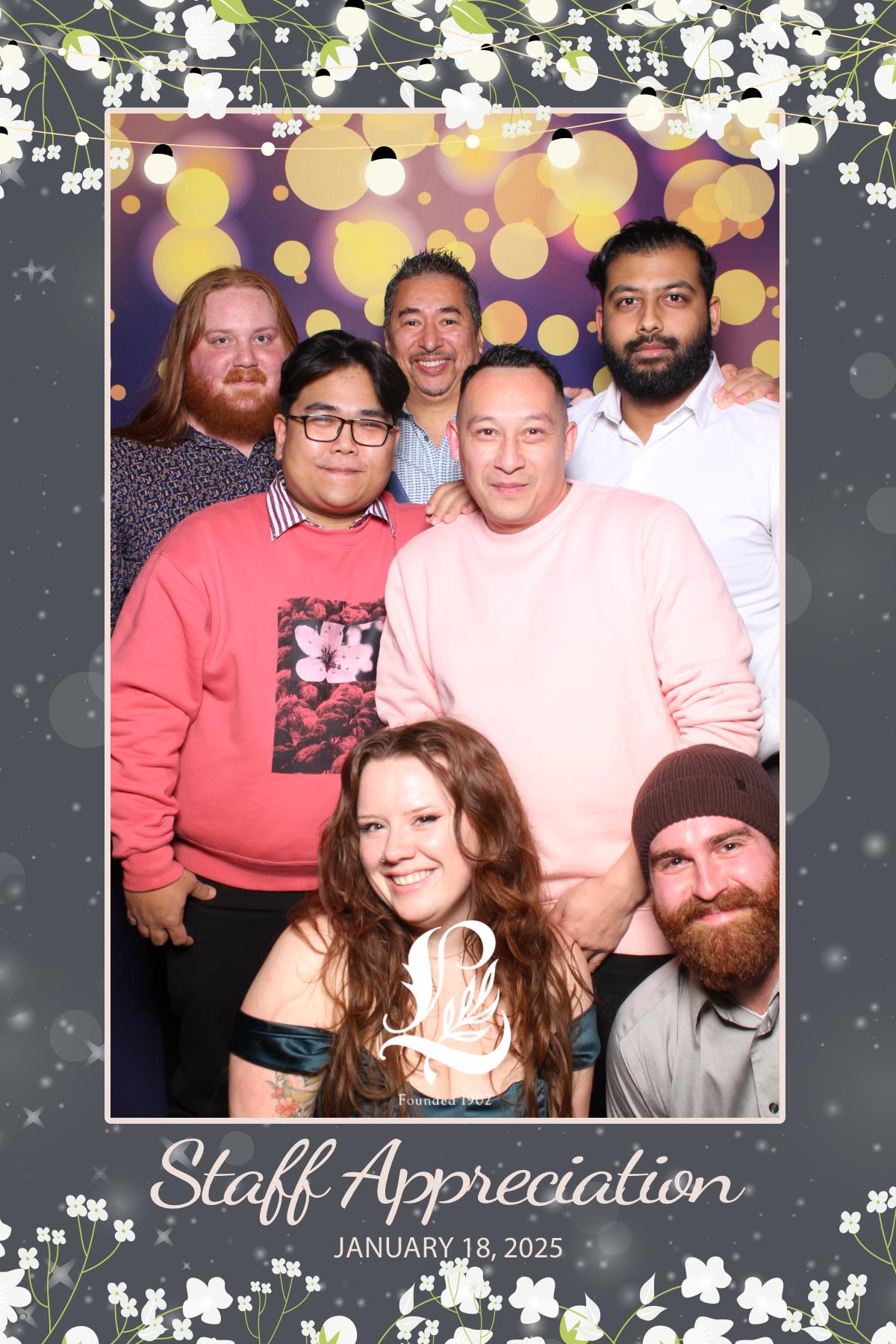 Lambton's Holiday Staff Party | View more photos from the event at gallery.myselfiemirror.ca/u/romanmyselfiemirrorca/Lambtons-Holiday-Staff-Party