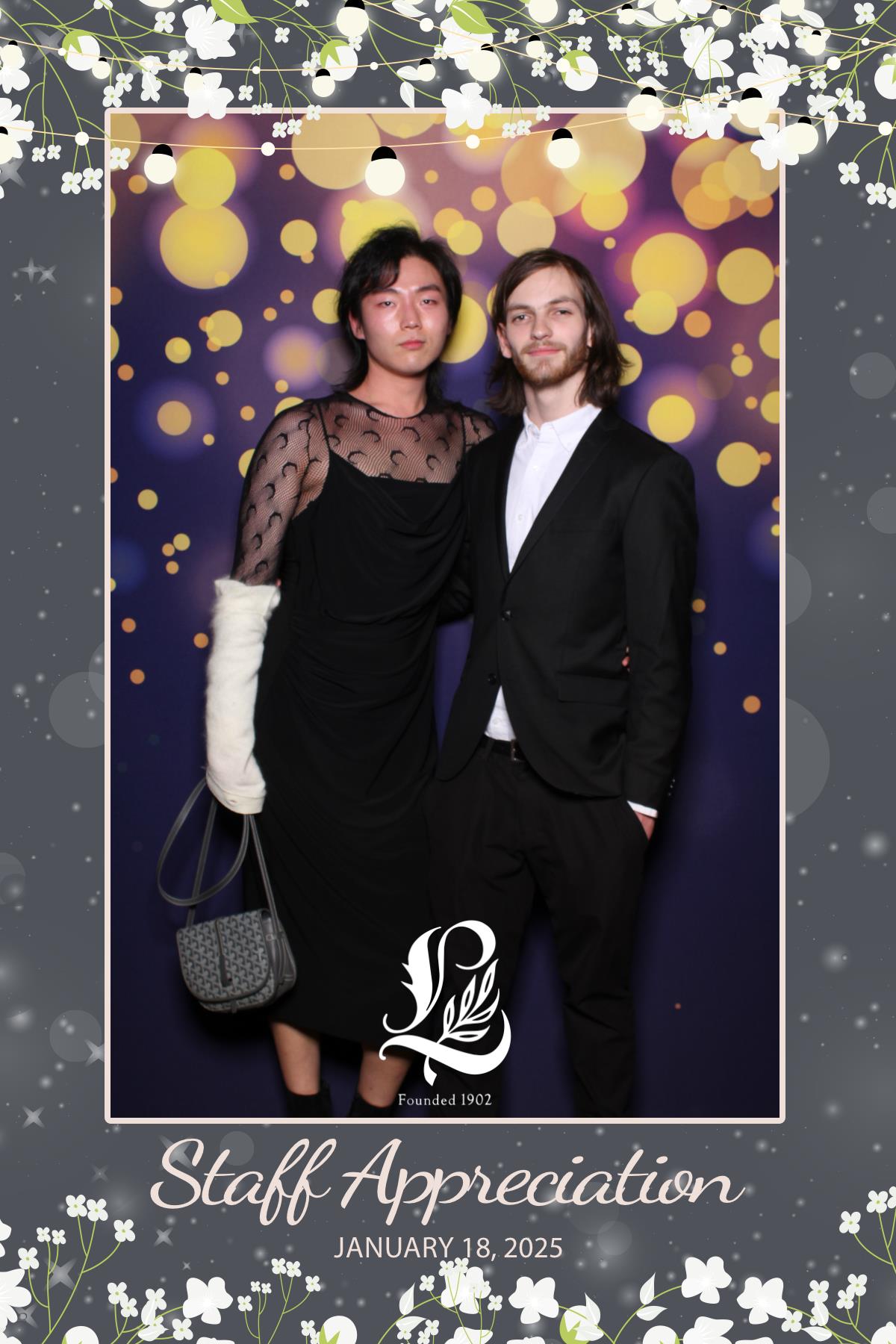 Lambton's Holiday Staff Party | View more photos from the event at gallery.myselfiemirror.ca/u/romanmyselfiemirrorca/Lambtons-Holiday-Staff-Party