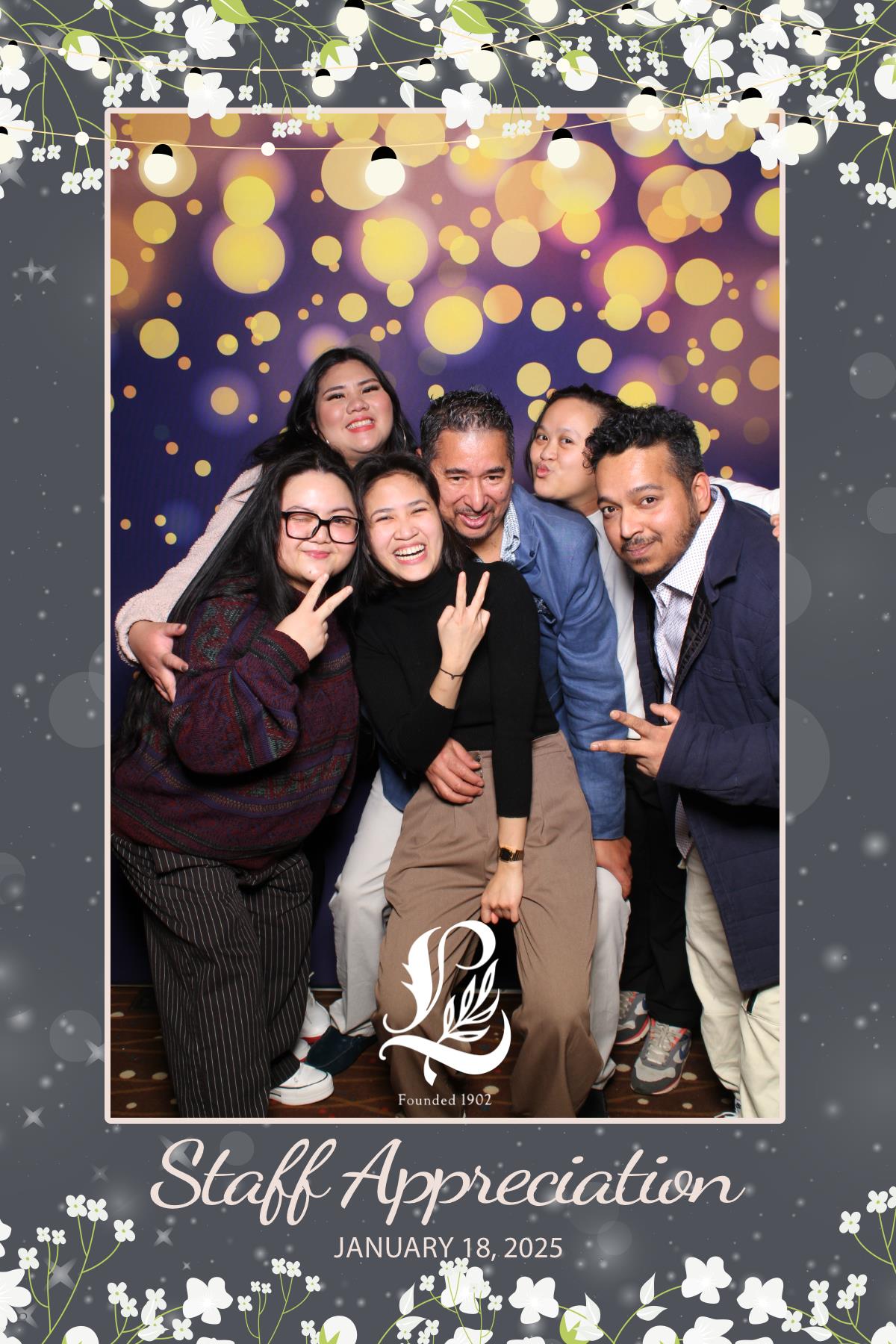 Lambton's Holiday Staff Party | View more photos from the event at gallery.myselfiemirror.ca/u/romanmyselfiemirrorca/Lambtons-Holiday-Staff-Party