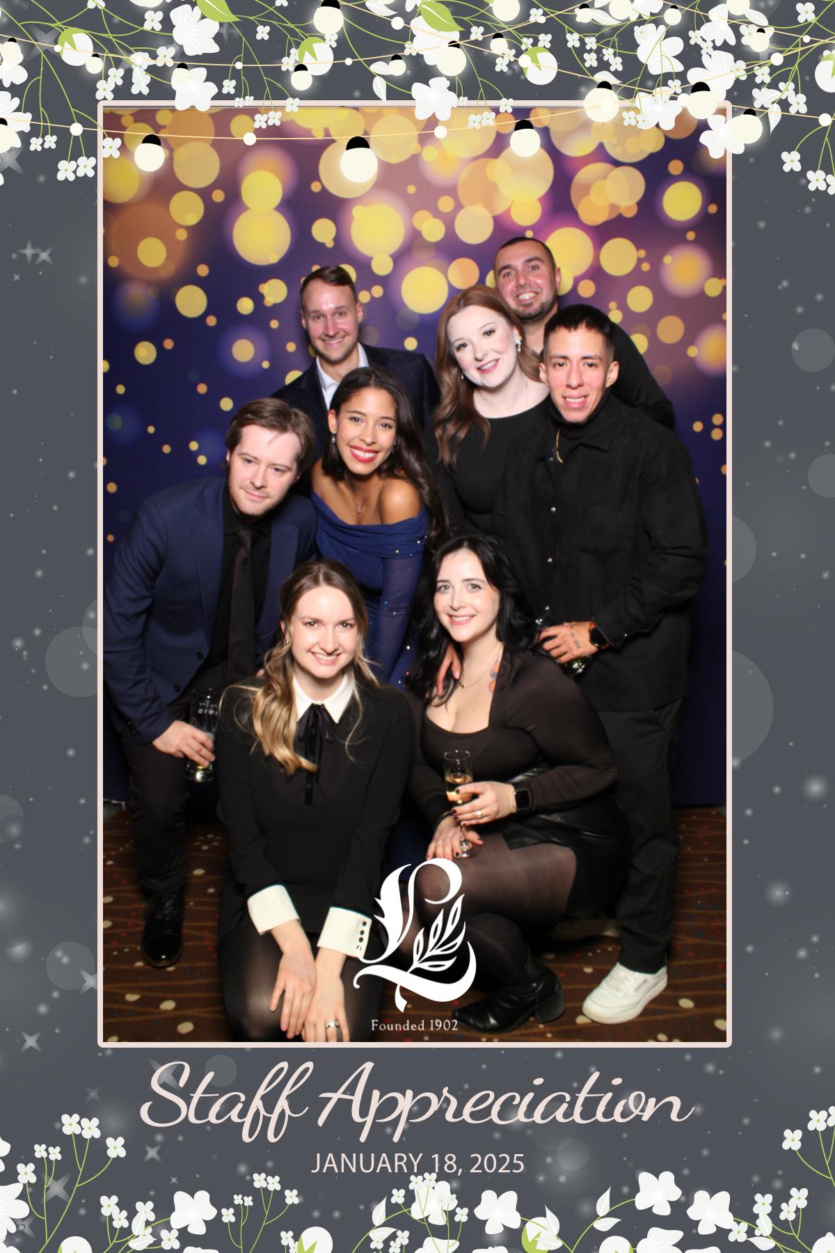Lambton's Holiday Staff Party | View more photos from the event at gallery.myselfiemirror.ca/u/romanmyselfiemirrorca/Lambtons-Holiday-Staff-Party