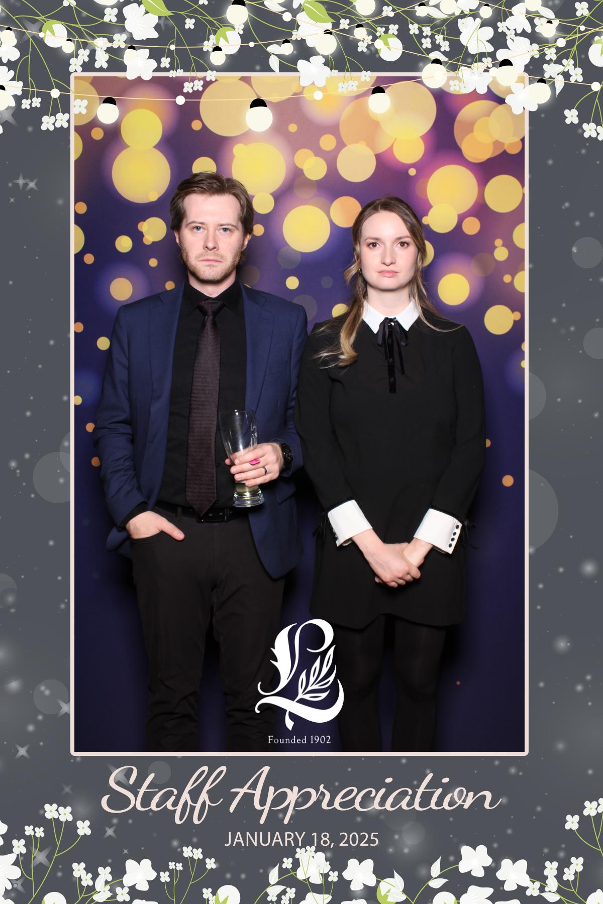 Lambton's Holiday Staff Party | View more photos from the event at gallery.myselfiemirror.ca/u/romanmyselfiemirrorca/Lambtons-Holiday-Staff-Party