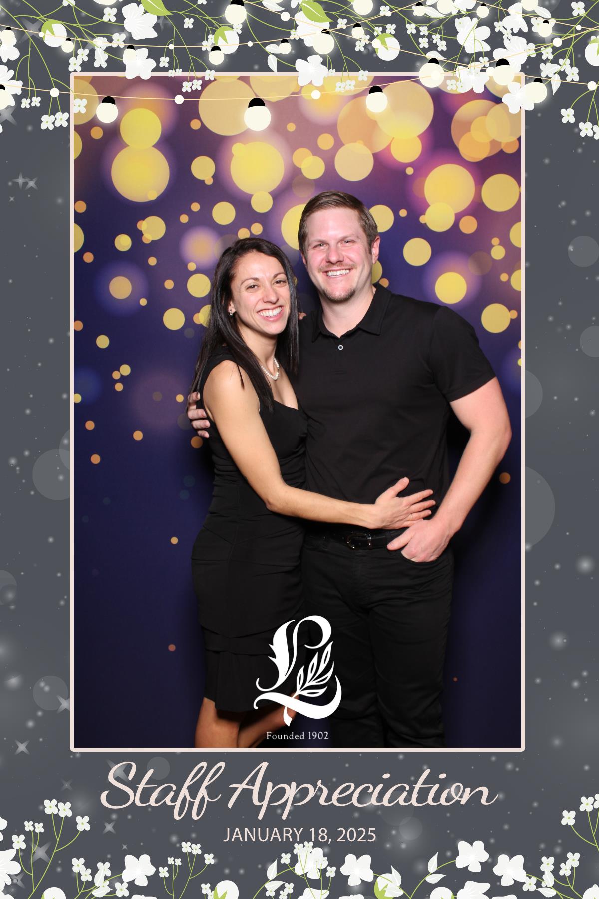 Lambton's Holiday Staff Party | View more photos from the event at gallery.myselfiemirror.ca/u/romanmyselfiemirrorca/Lambtons-Holiday-Staff-Party