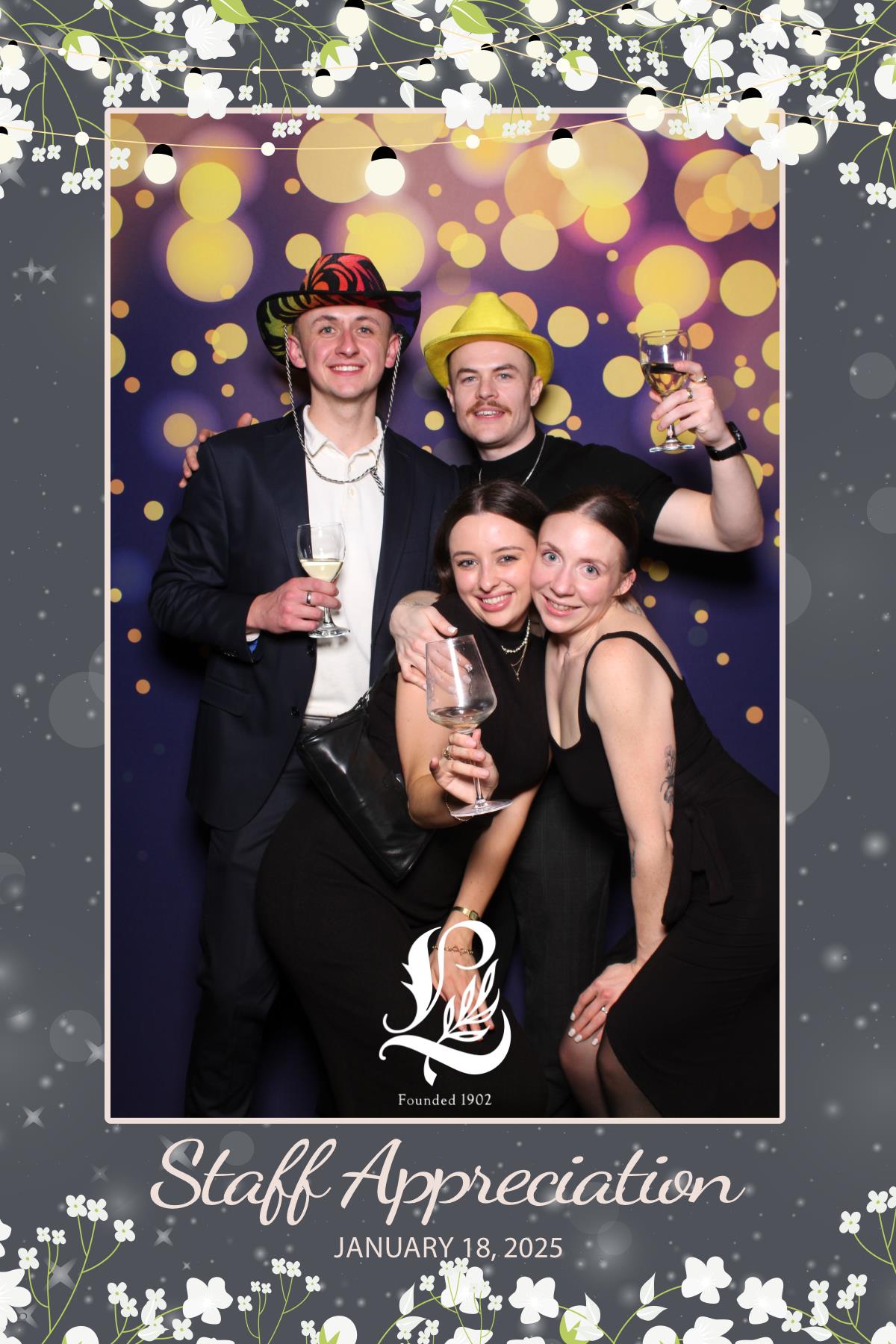 Lambton's Holiday Staff Party | View more photos from the event at gallery.myselfiemirror.ca/u/romanmyselfiemirrorca/Lambtons-Holiday-Staff-Party