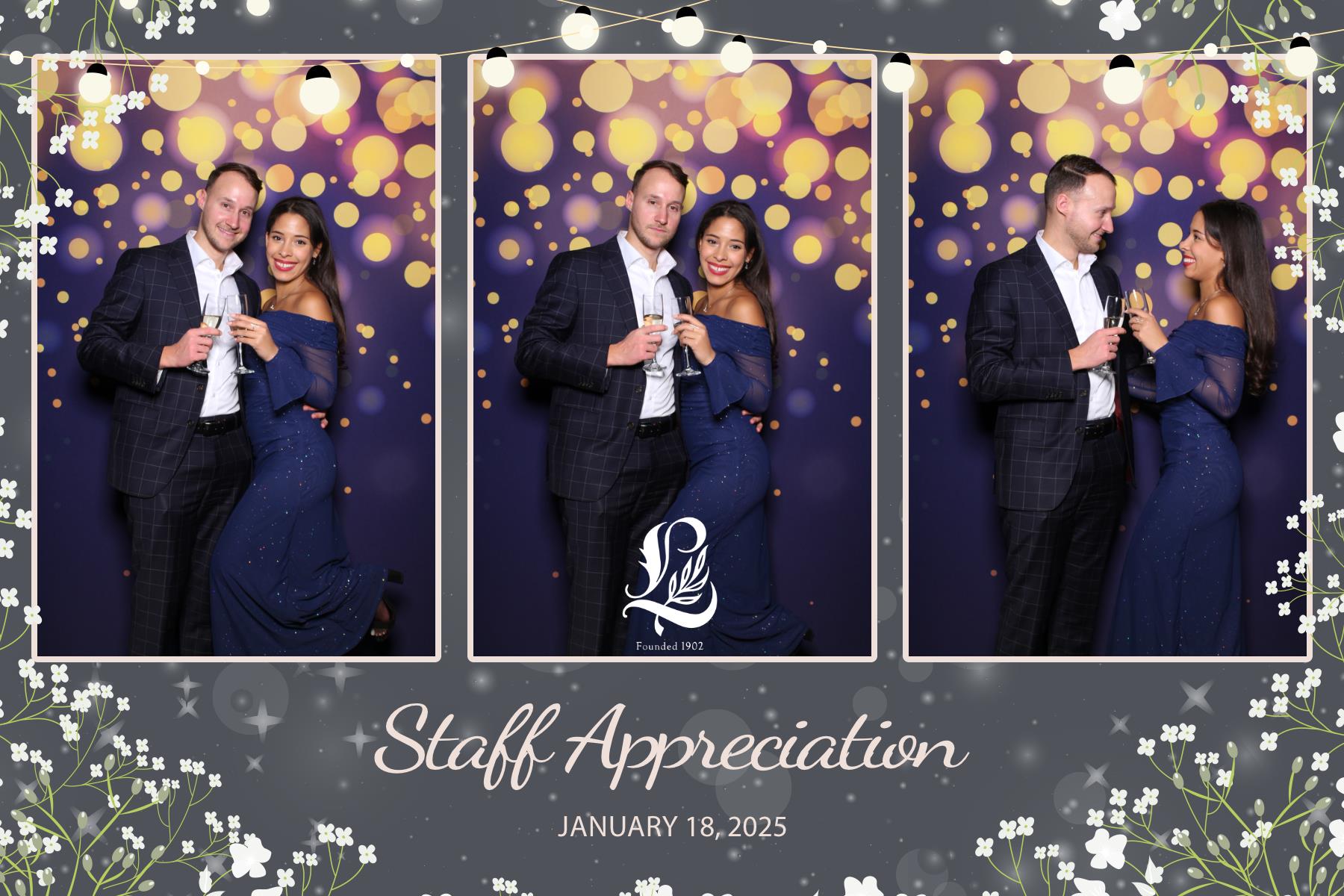 Lambton's Holiday Staff Party | View more photos from the event at gallery.myselfiemirror.ca/u/romanmyselfiemirrorca/Lambtons-Holiday-Staff-Party