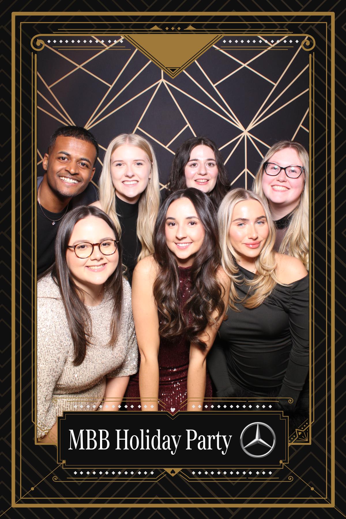 MB Burlington Christmas Party | View more photos from the event at gallery.myselfiemirror.ca/u/romanmyselfiemirrorca/MB-Burlington-Christmas-Party-0