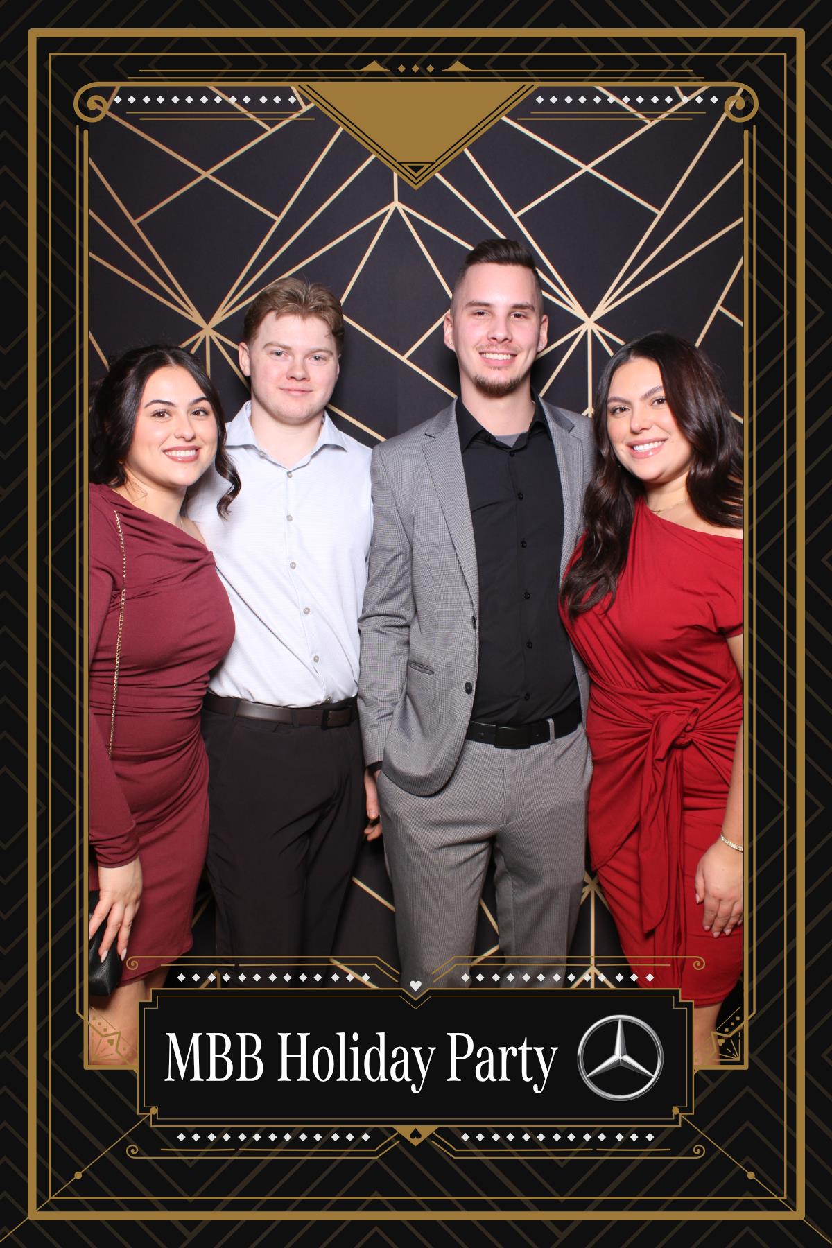 MB Burlington Christmas Party | View more photos from the event at gallery.myselfiemirror.ca/u/romanmyselfiemirrorca/MB-Burlington-Christmas-Party-0
