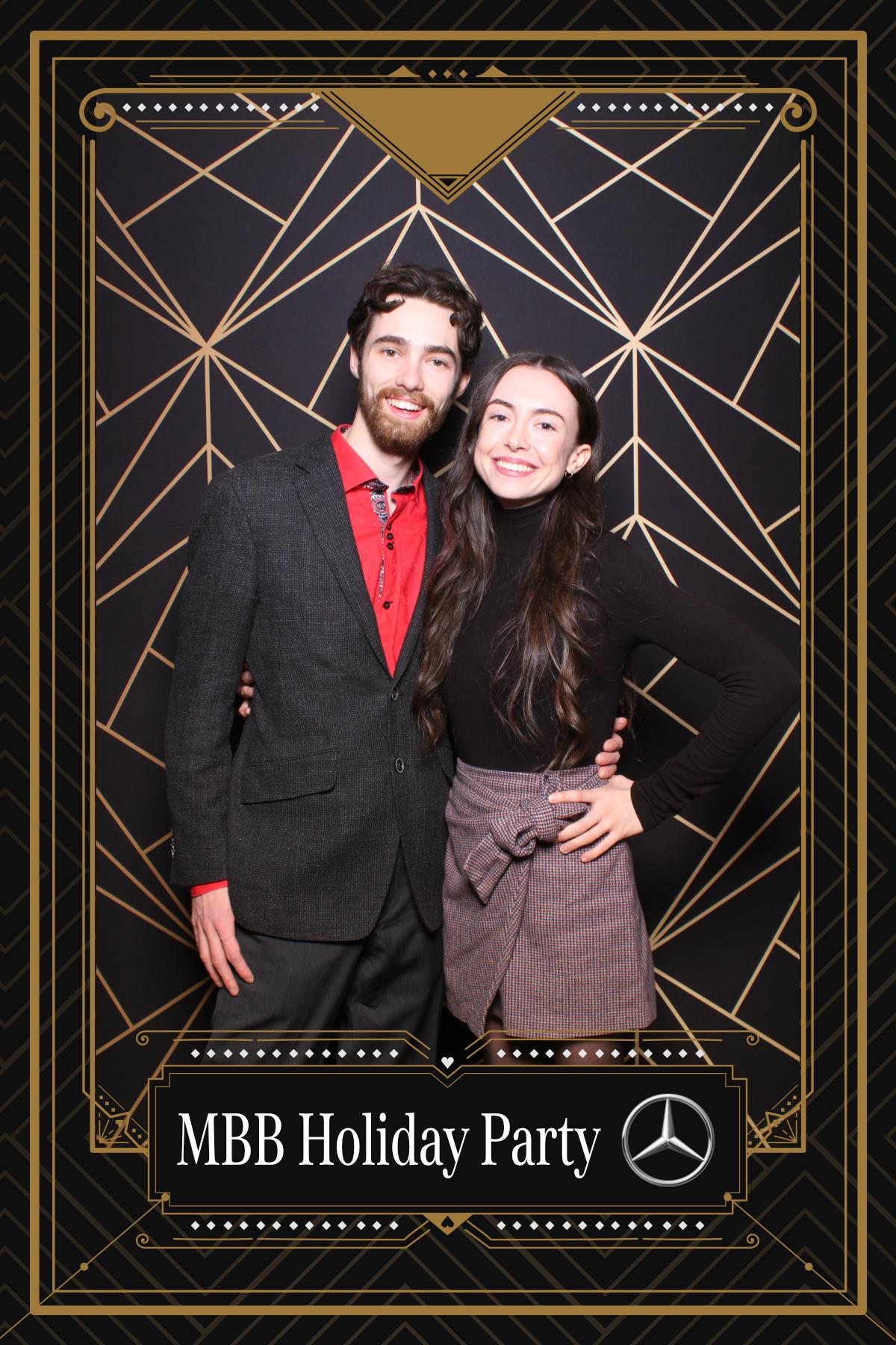 MB Burlington Christmas Party | View more photos from the event at gallery.myselfiemirror.ca/u/romanmyselfiemirrorca/MB-Burlington-Christmas-Party-0