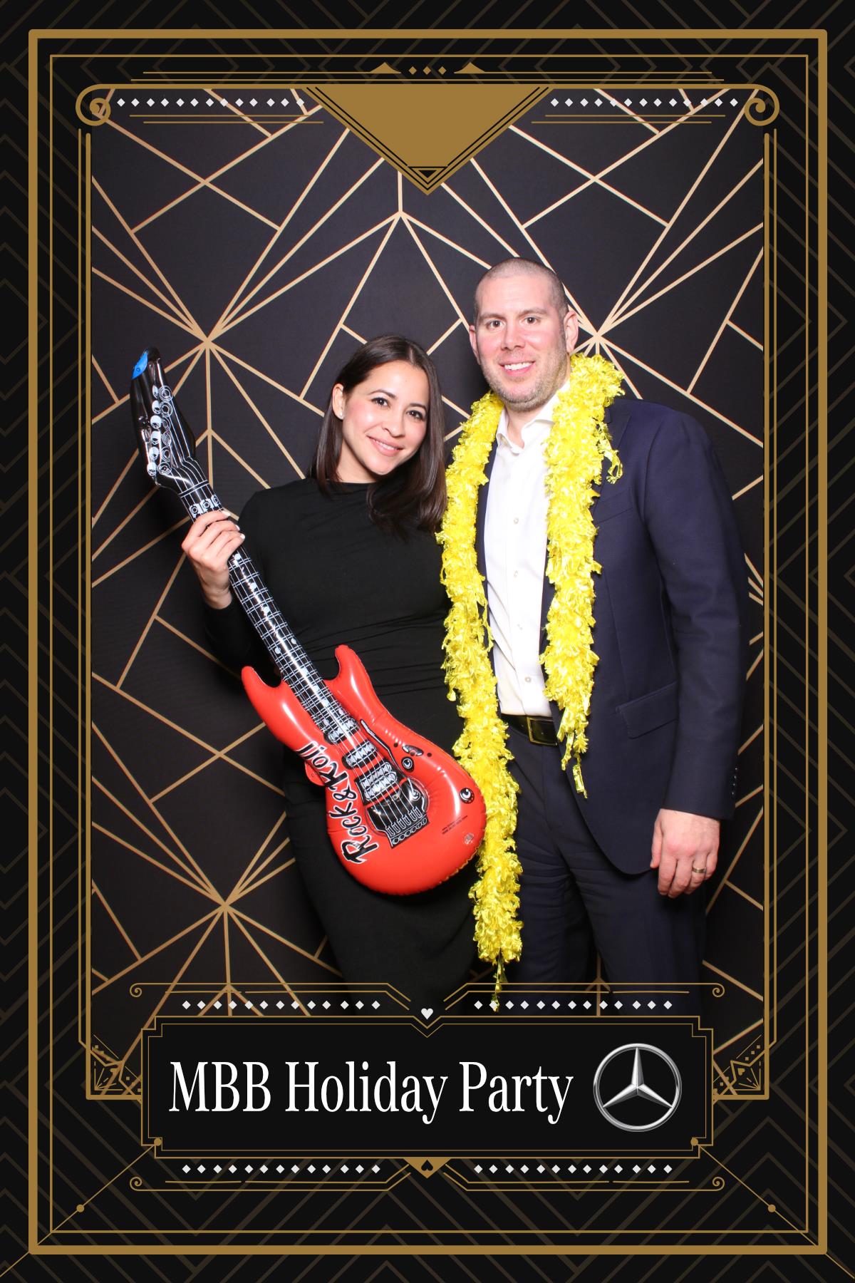 MB Burlington Christmas Party | View more photos from the event at gallery.myselfiemirror.ca/u/romanmyselfiemirrorca/MB-Burlington-Christmas-Party-0