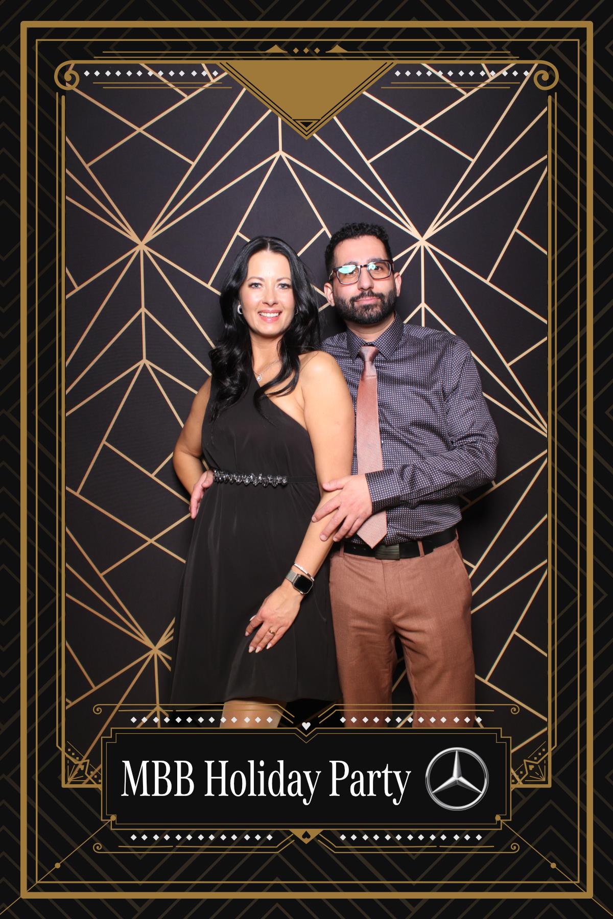 MB Burlington Christmas Party | View more photos from the event at gallery.myselfiemirror.ca/u/romanmyselfiemirrorca/MB-Burlington-Christmas-Party-0