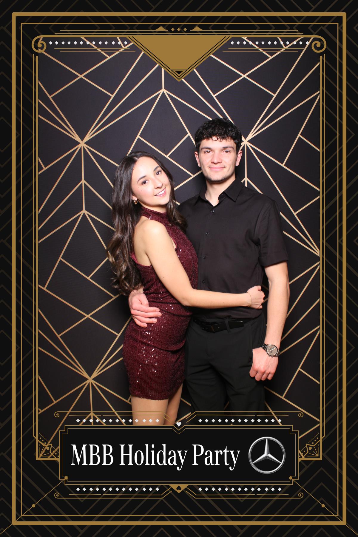 MB Burlington Christmas Party | View more photos from the event at gallery.myselfiemirror.ca/u/romanmyselfiemirrorca/MB-Burlington-Christmas-Party-0