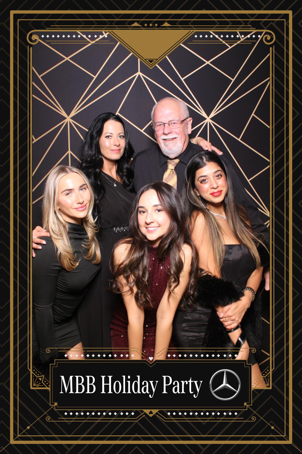 MB Burlington Christmas Party | View more photos from the event at gallery.myselfiemirror.ca/u/romanmyselfiemirrorca/MB-Burlington-Christmas-Party-0