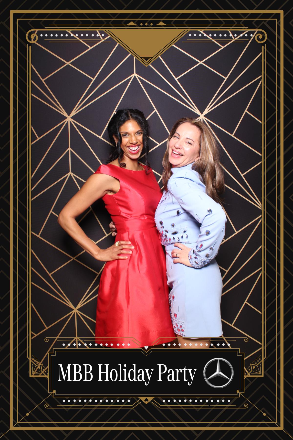 MB Burlington Christmas Party | View more photos from the event at gallery.myselfiemirror.ca/u/romanmyselfiemirrorca/MB-Burlington-Christmas-Party-0