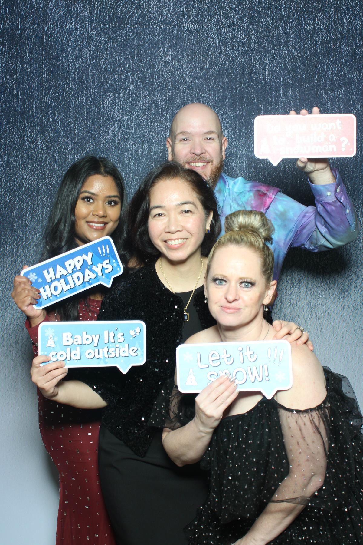 MCAN Holiday Party | View more photos from the event at gallery.myselfiemirror.ca/u/romanmyselfiemirrorca/MCAN-Holiday-Party
