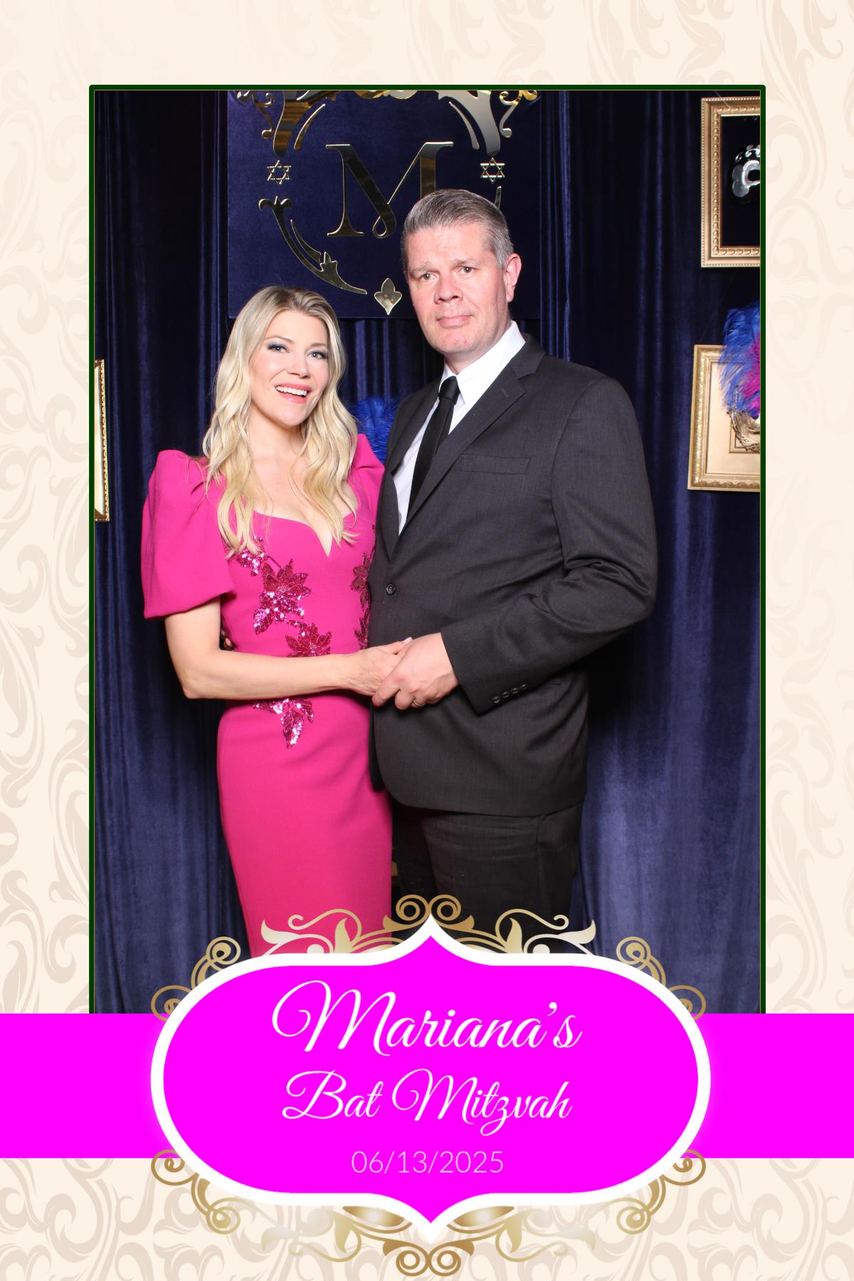 Mariana's Bat Mitzvah | View more photos from the event at gallery.myselfiemirror.ca/u/romanmyselfiemirrorca/Marianas-Bat-Mitzvah