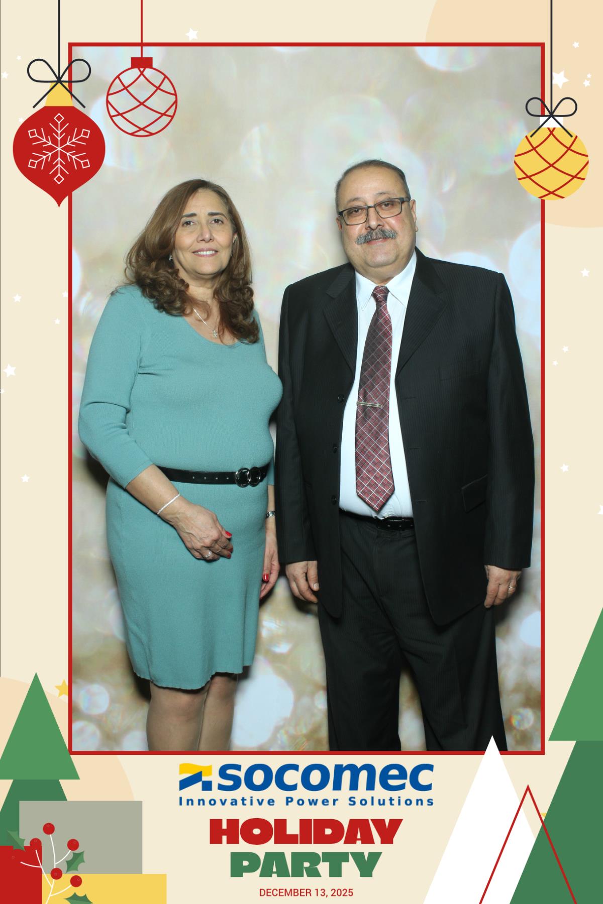 Powersmiths Holiday Party | View more photos from the event at gallery.myselfiemirror.ca/u/romanmyselfiemirrorca/Powersmiths-Holiday-Party-0