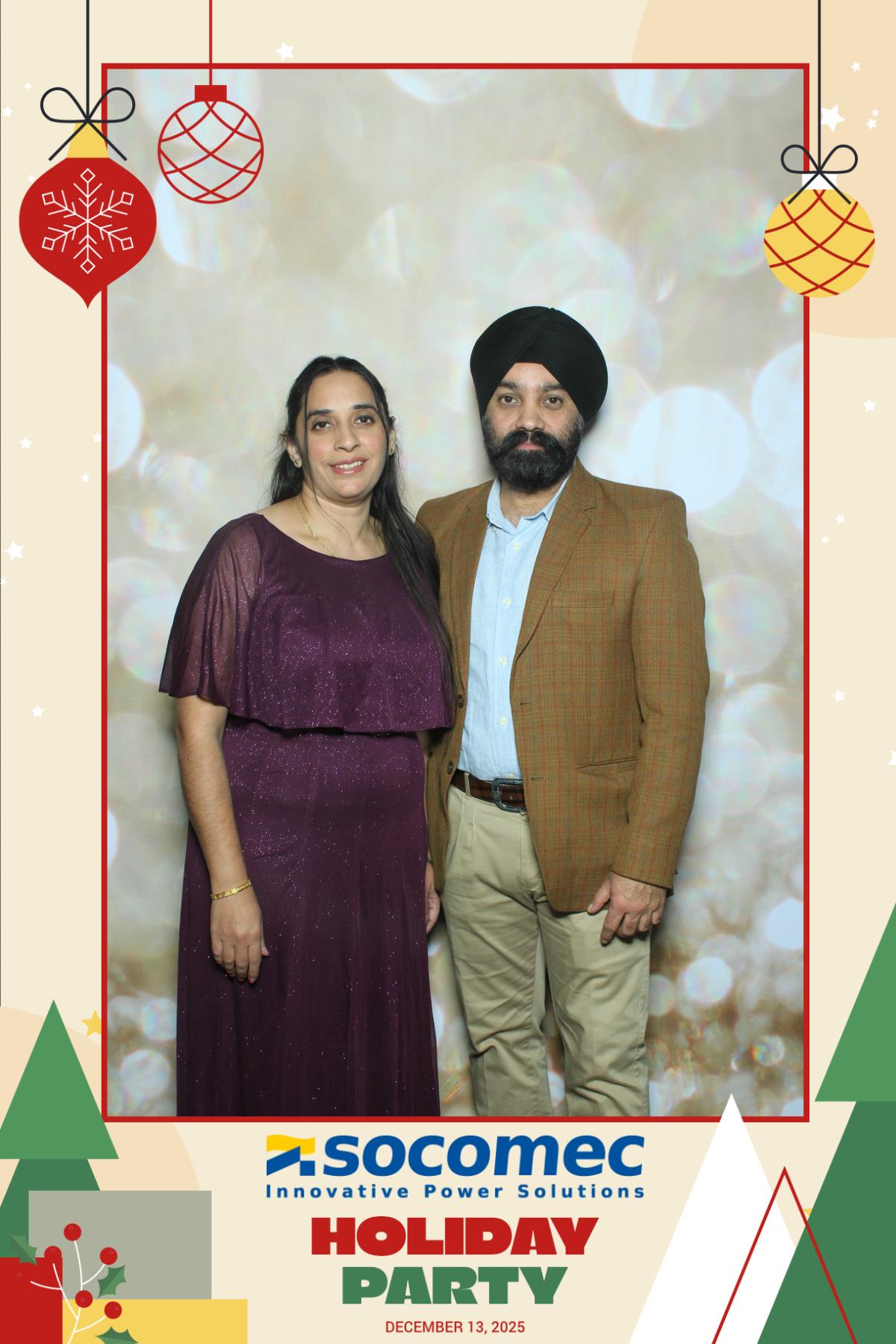 Powersmiths Holiday Party | View more photos from the event at gallery.myselfiemirror.ca/u/romanmyselfiemirrorca/Powersmiths-Holiday-Party-0