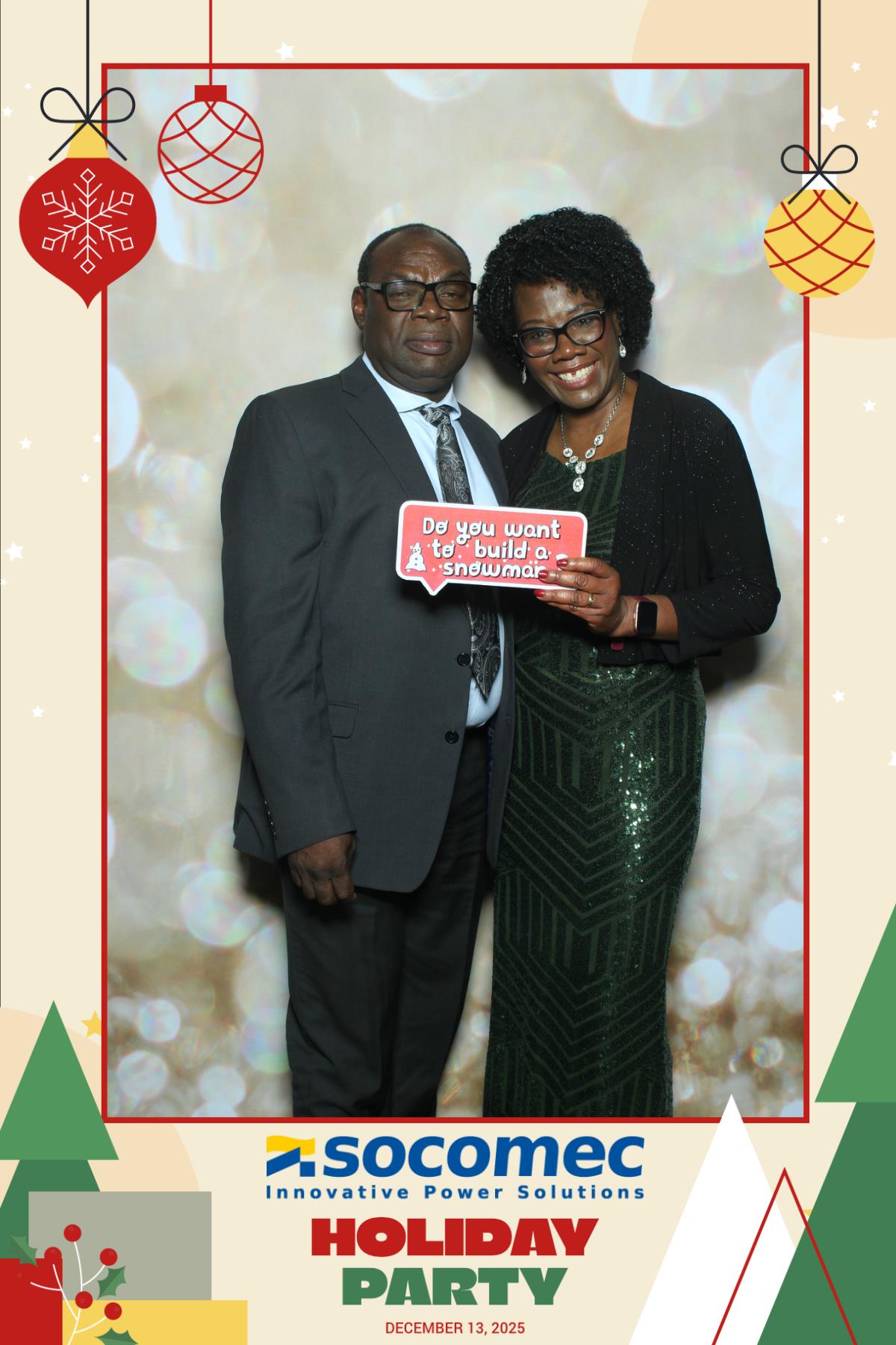 Powersmiths Holiday Party | View more photos from the event at gallery.myselfiemirror.ca/u/romanmyselfiemirrorca/Powersmiths-Holiday-Party-0