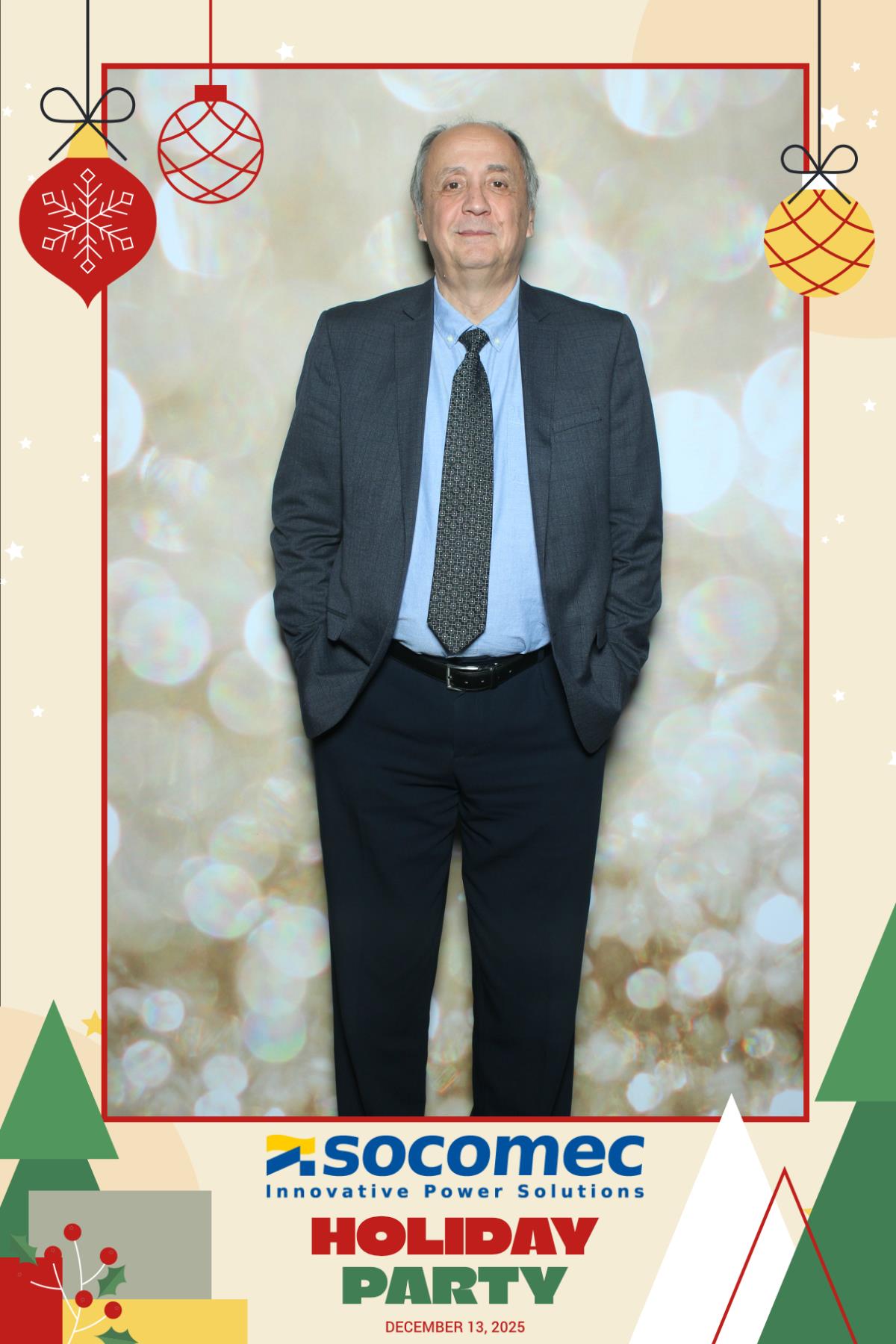 Powersmiths Holiday Party | View more photos from the event at gallery.myselfiemirror.ca/u/romanmyselfiemirrorca/Powersmiths-Holiday-Party-0