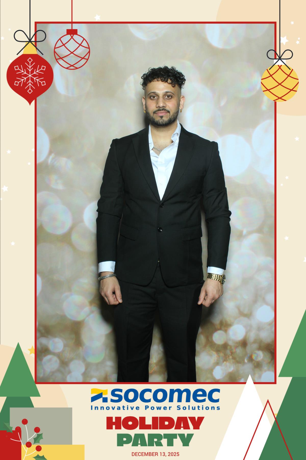 Powersmiths Holiday Party | View more photos from the event at gallery.myselfiemirror.ca/u/romanmyselfiemirrorca/Powersmiths-Holiday-Party-0