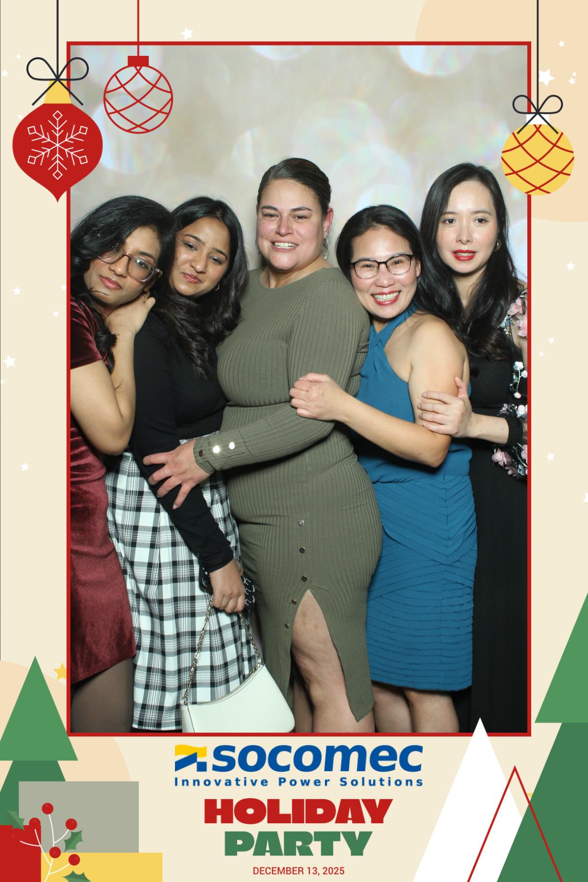 Powersmiths Holiday Party | View more photos from the event at gallery.myselfiemirror.ca/u/romanmyselfiemirrorca/Powersmiths-Holiday-Party-0